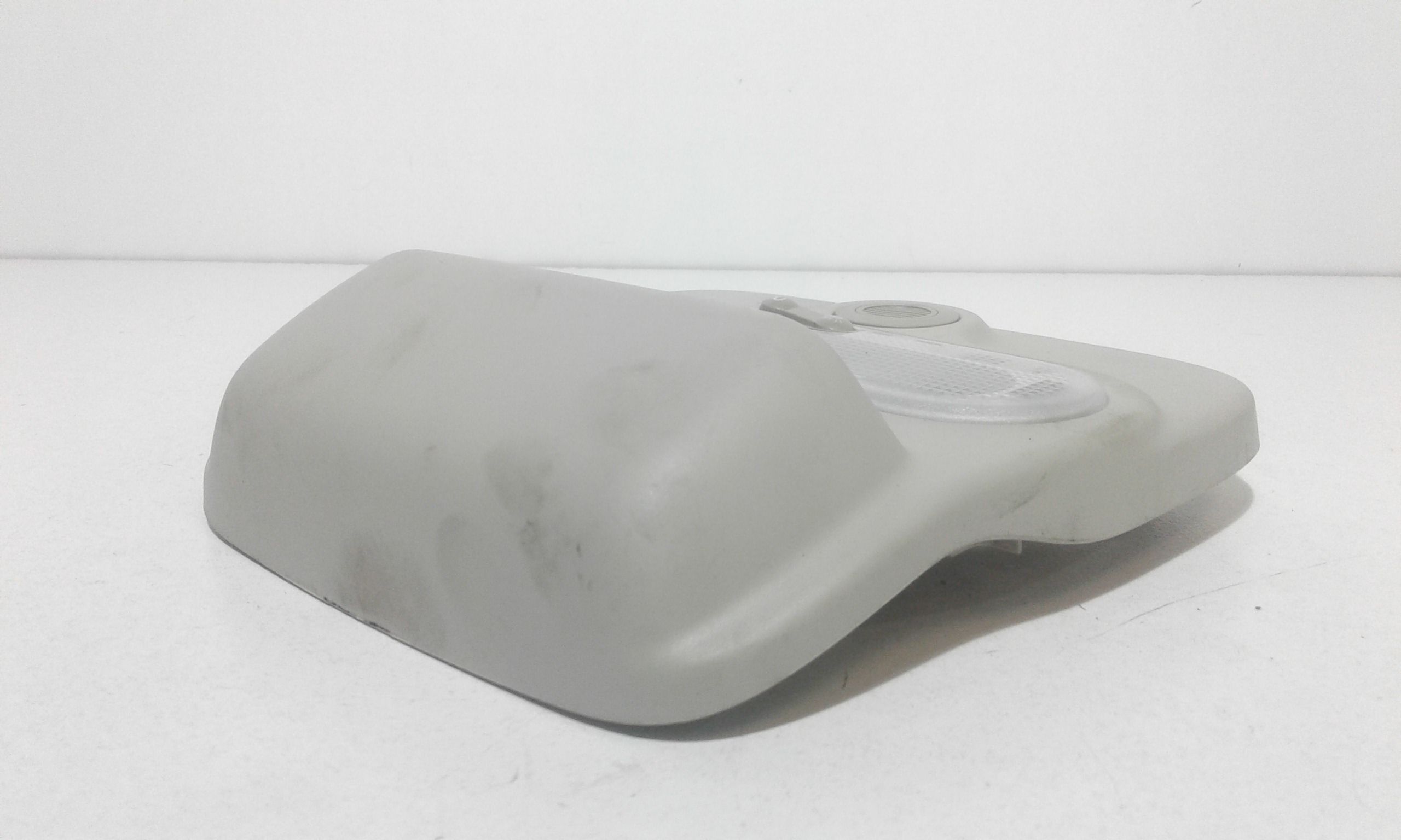 Luce Cortesia Ant. Tetto Q0000709V003000000 Usato