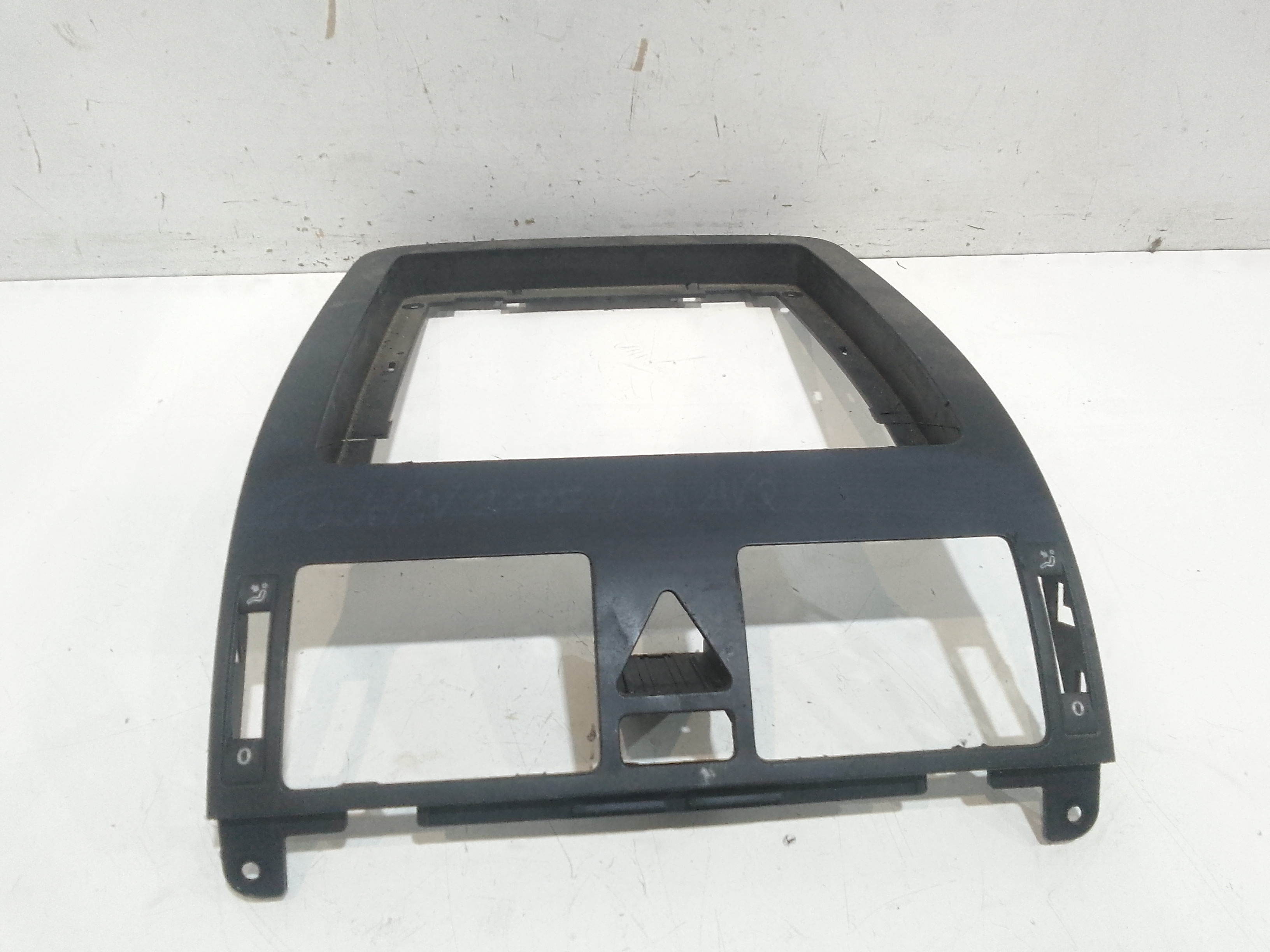 Rivestimento Centr. Cruscotto, Mascherina Portastrumenti Centr. Cruscotto Usato