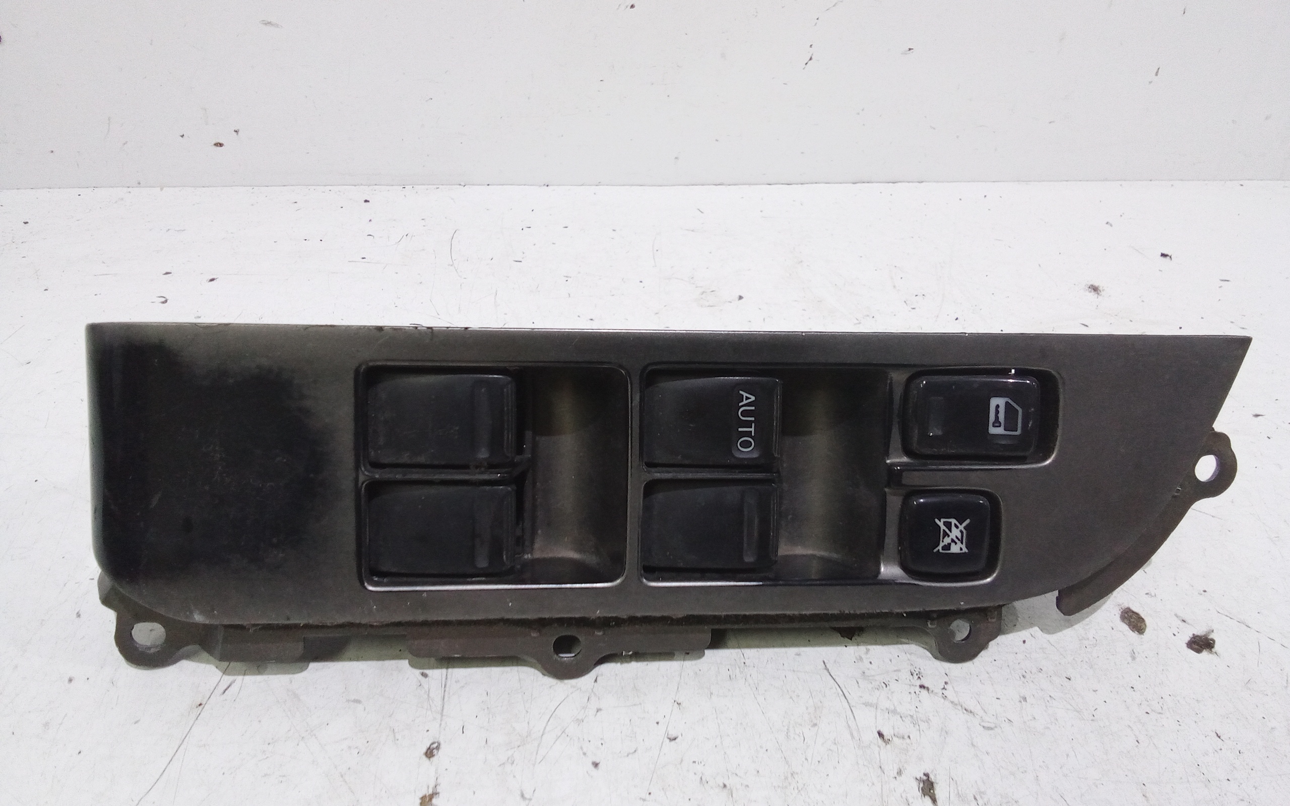 Interruttore Alzacristalli Porta Ant. Sinistro Usato