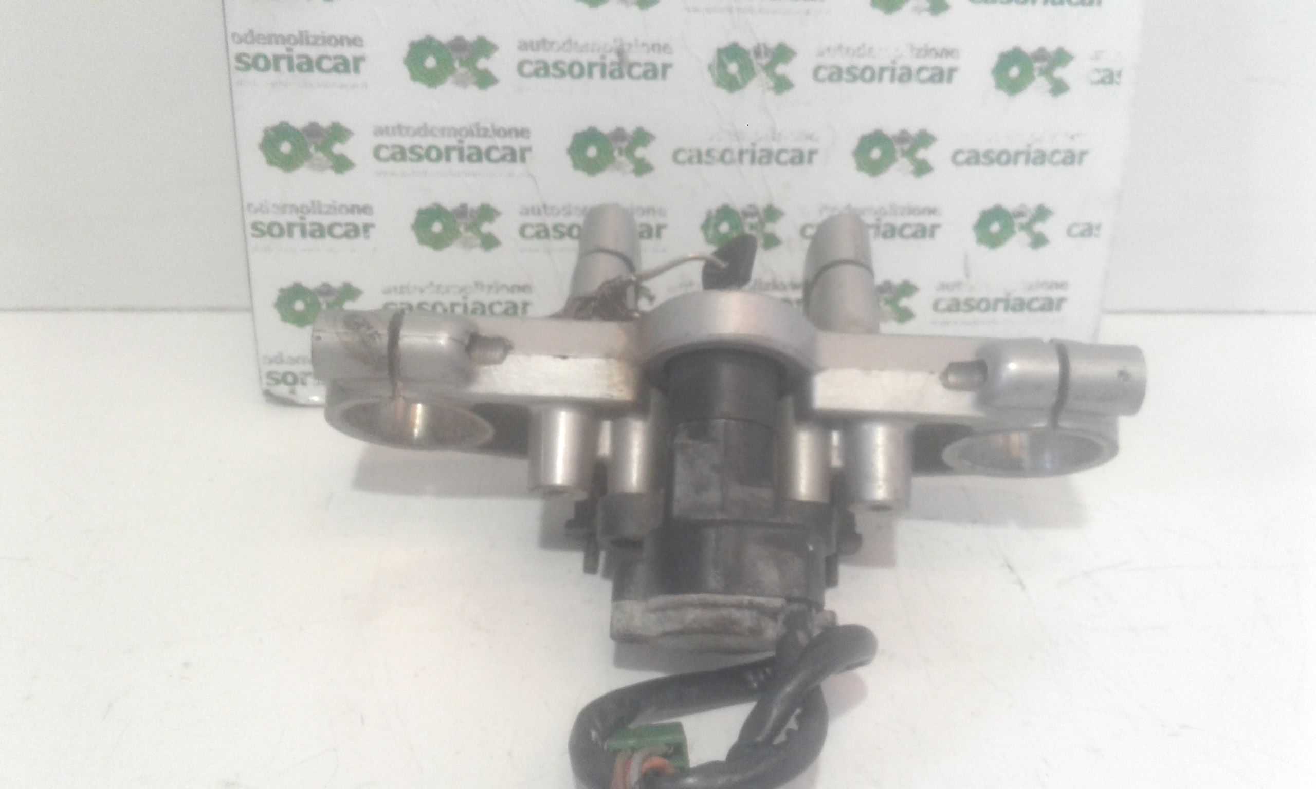 Commutatore Avviamento Con Cilindretti Serrature Usato