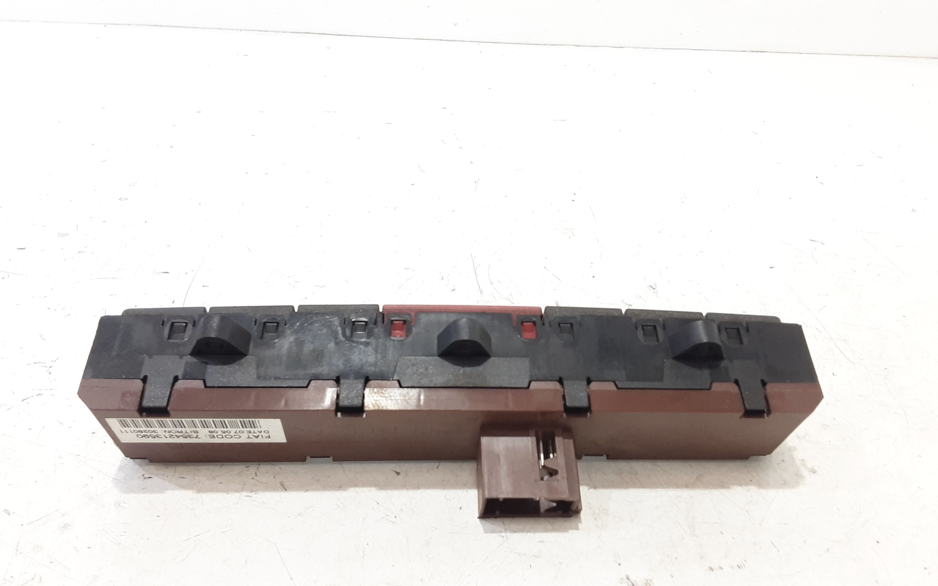 Blocco Comandi Multifunzioni 735533116 Usato