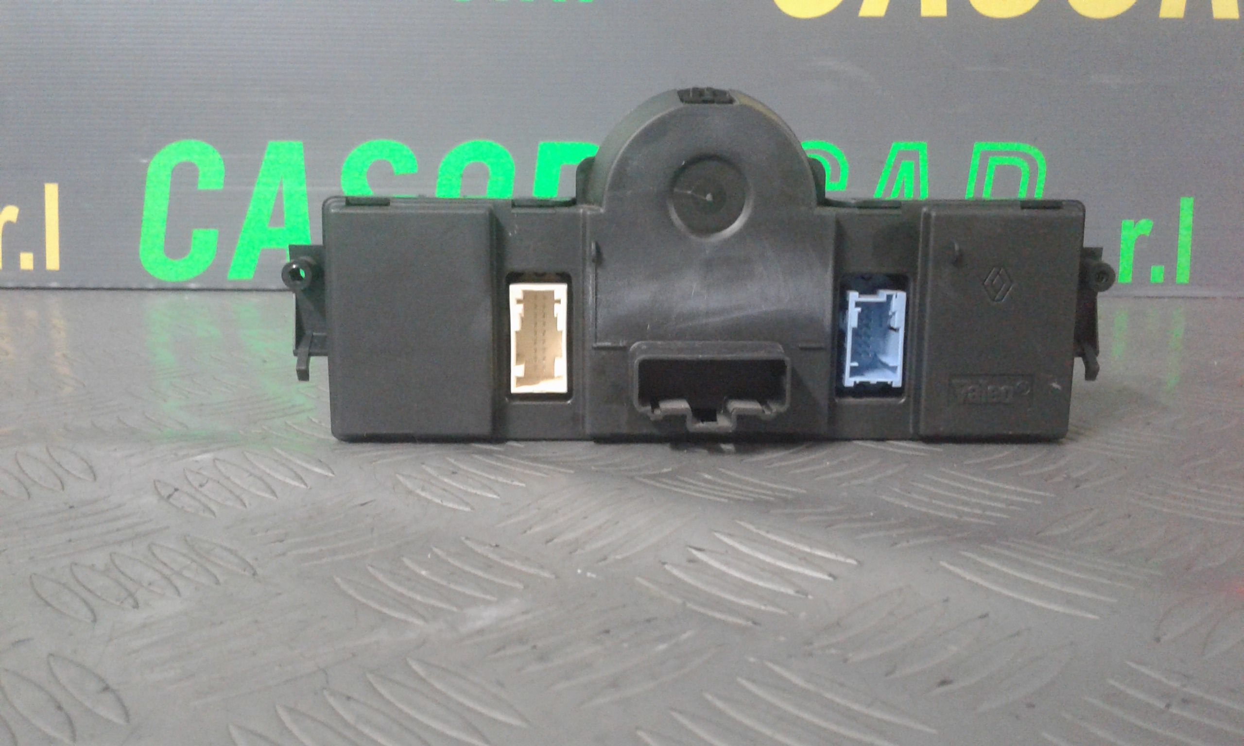 Blocco Comando Climatizzazione 7701056580 Usato