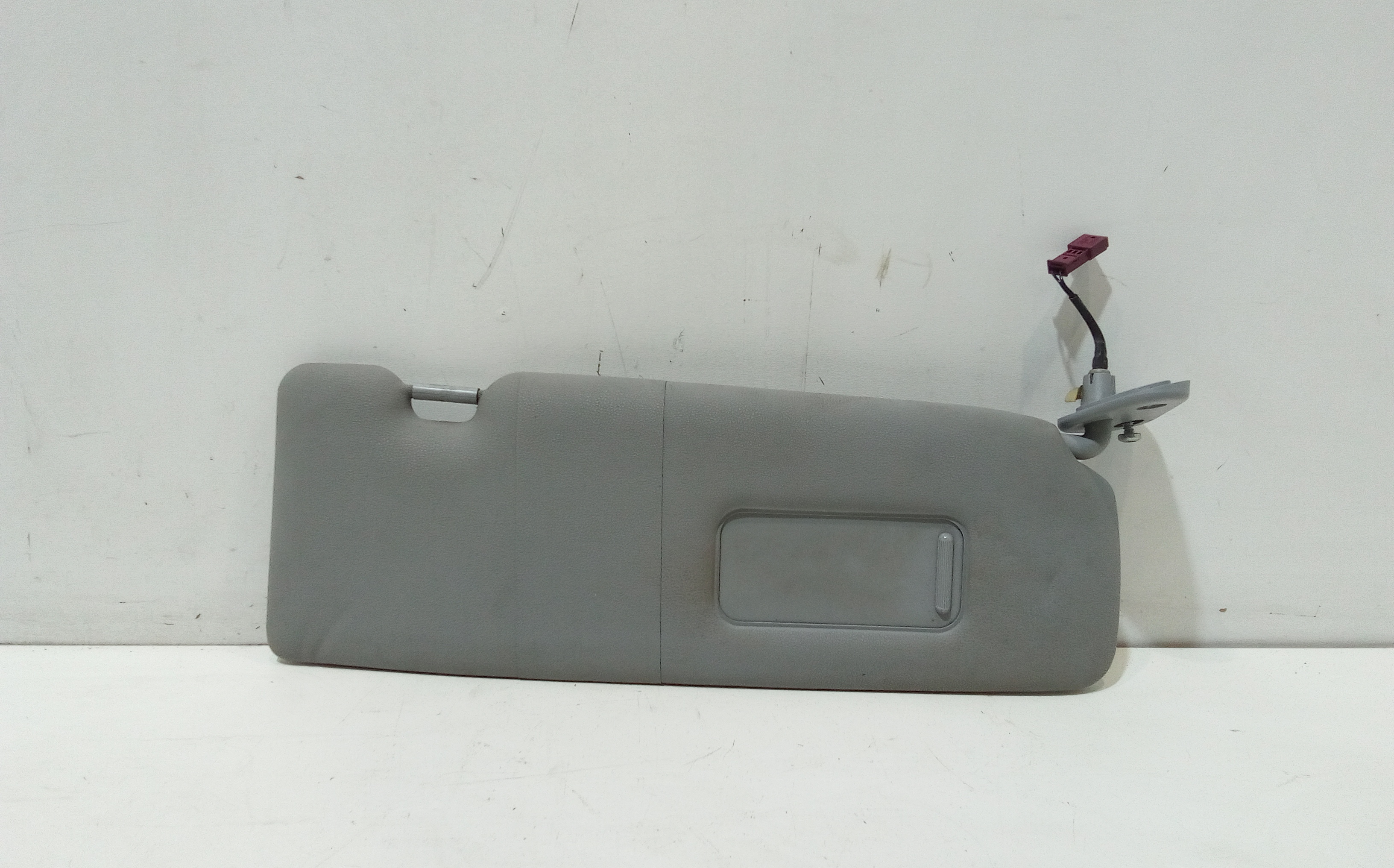 Aletta Parasole Parabrezza Destro 51167252508 Usato