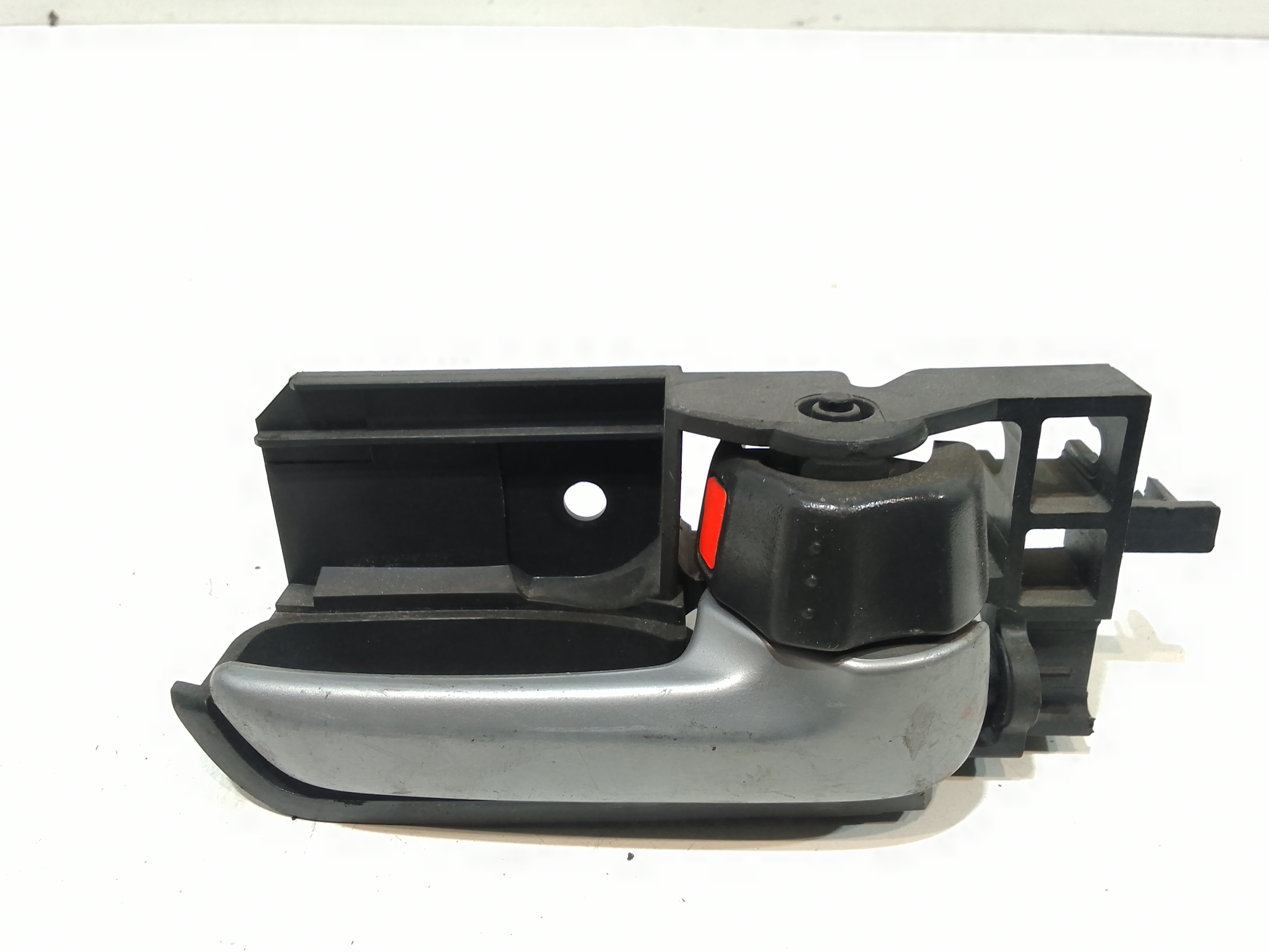 Maniglia Int. Apertura Porta Post. Destro 83110M68K00FPG Usato