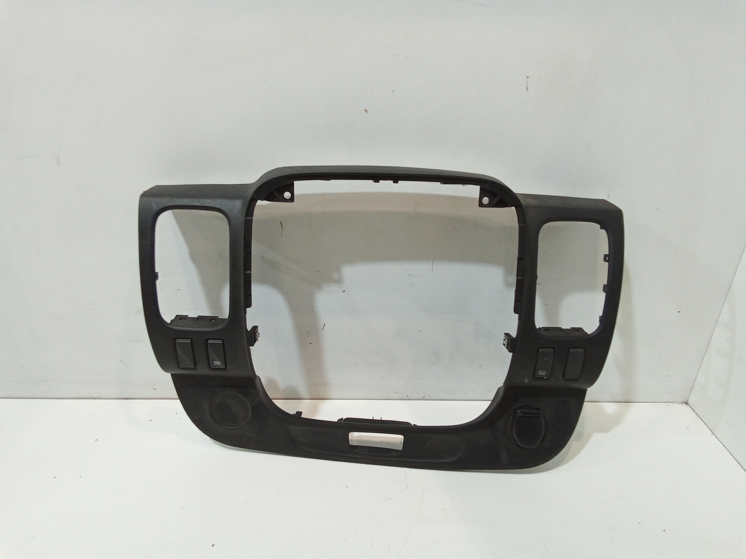 Rivestimento Centr. Cruscotto, Mascherina Portastrumenti Centr. Cruscotto Usato