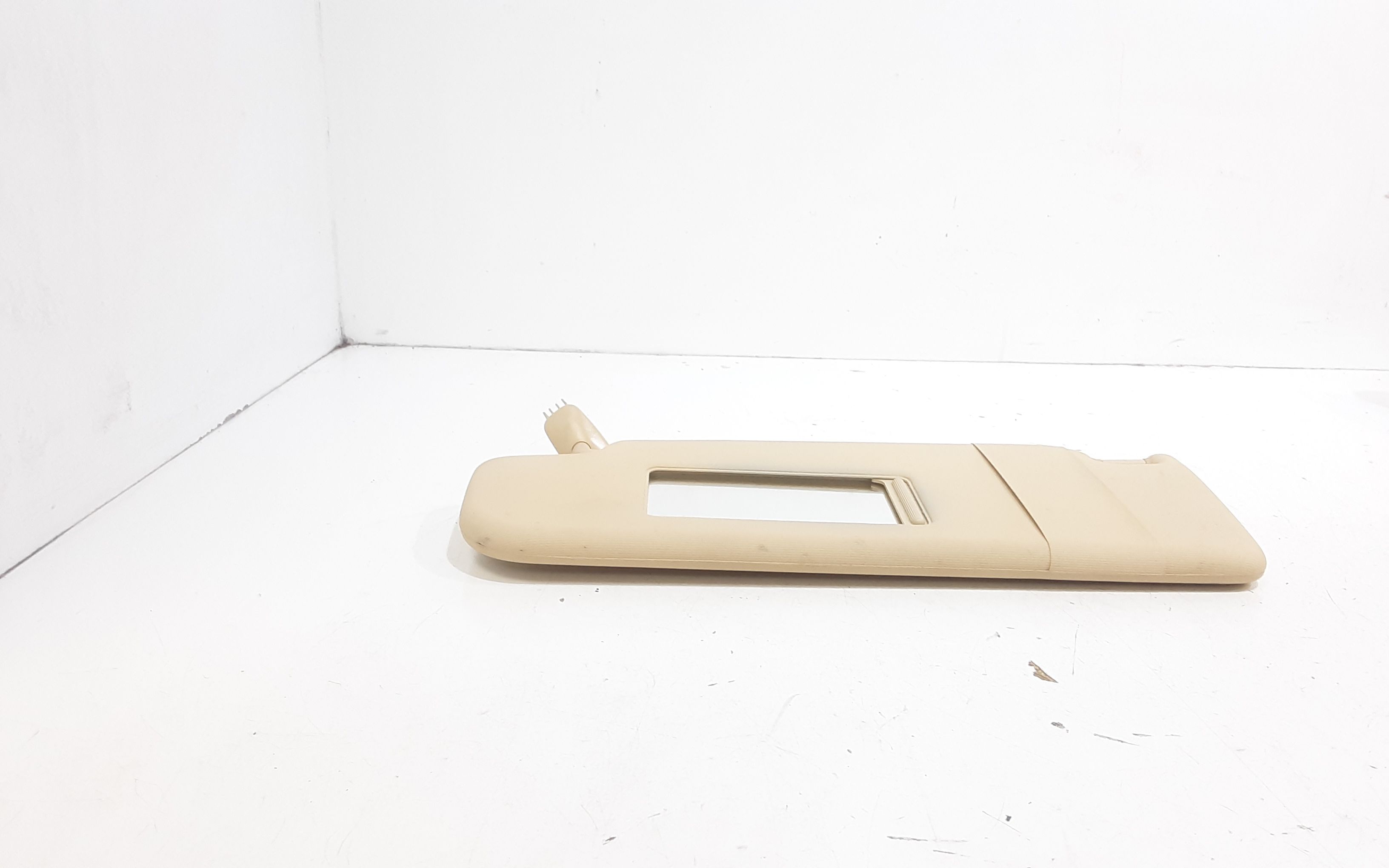 Aletta Parasole Parabrezza Sinistro 3B0857551AM2F4 Usato