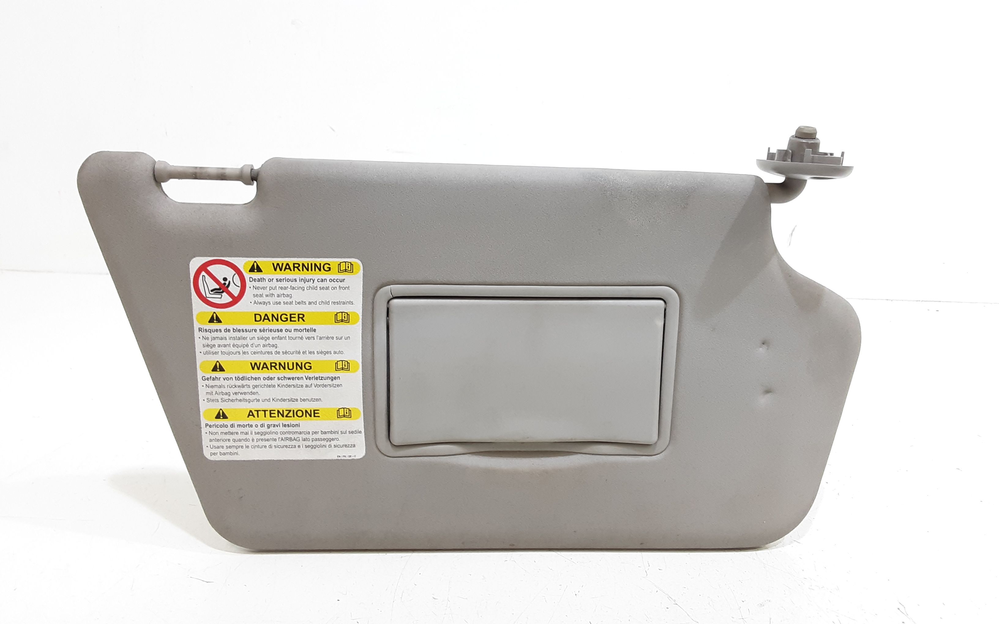 Aletta Parasole Parabrezza Sinistro DD106932094 Usato