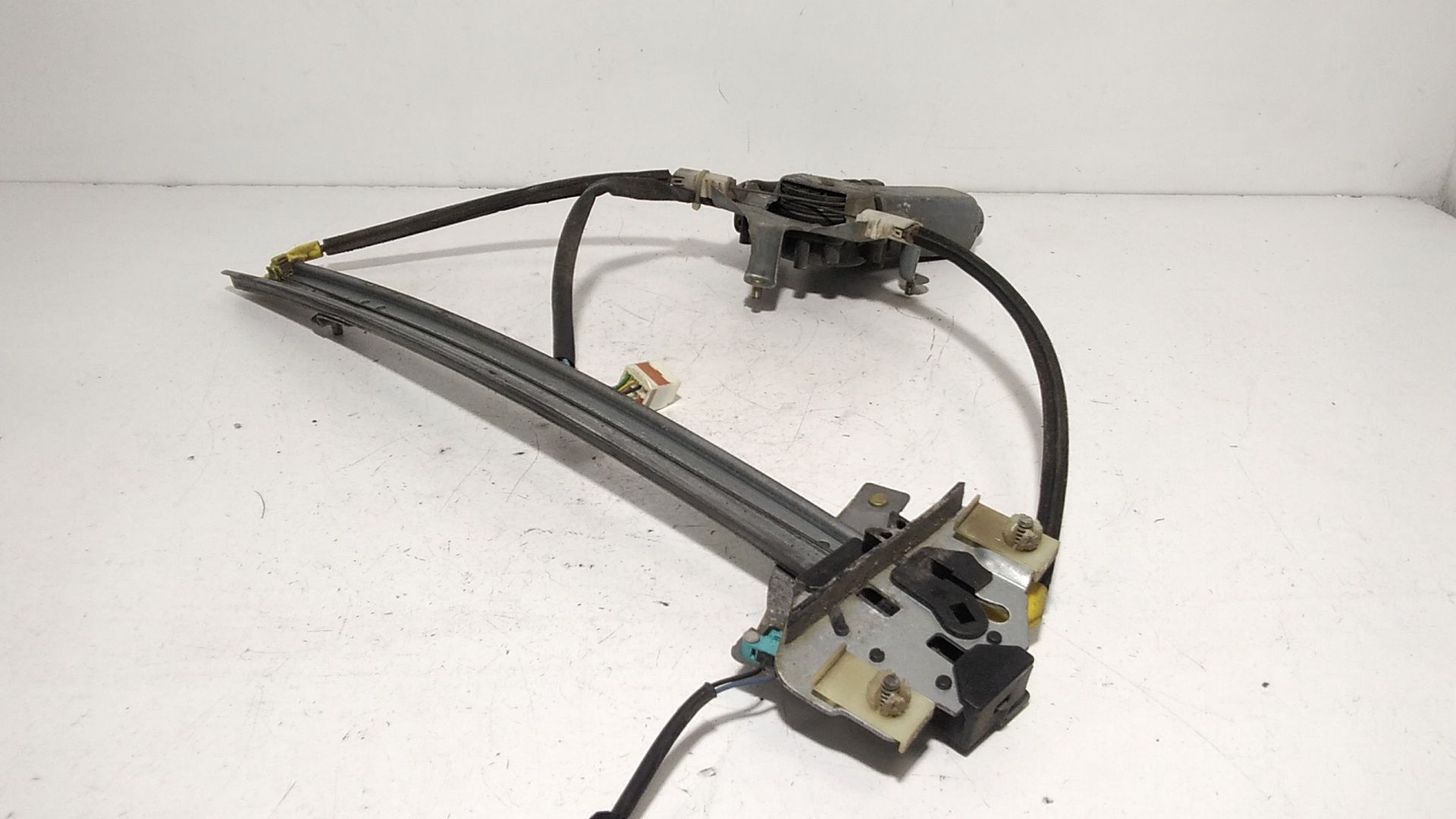 Alzacristallo Porta Ant. Sinistro Usato