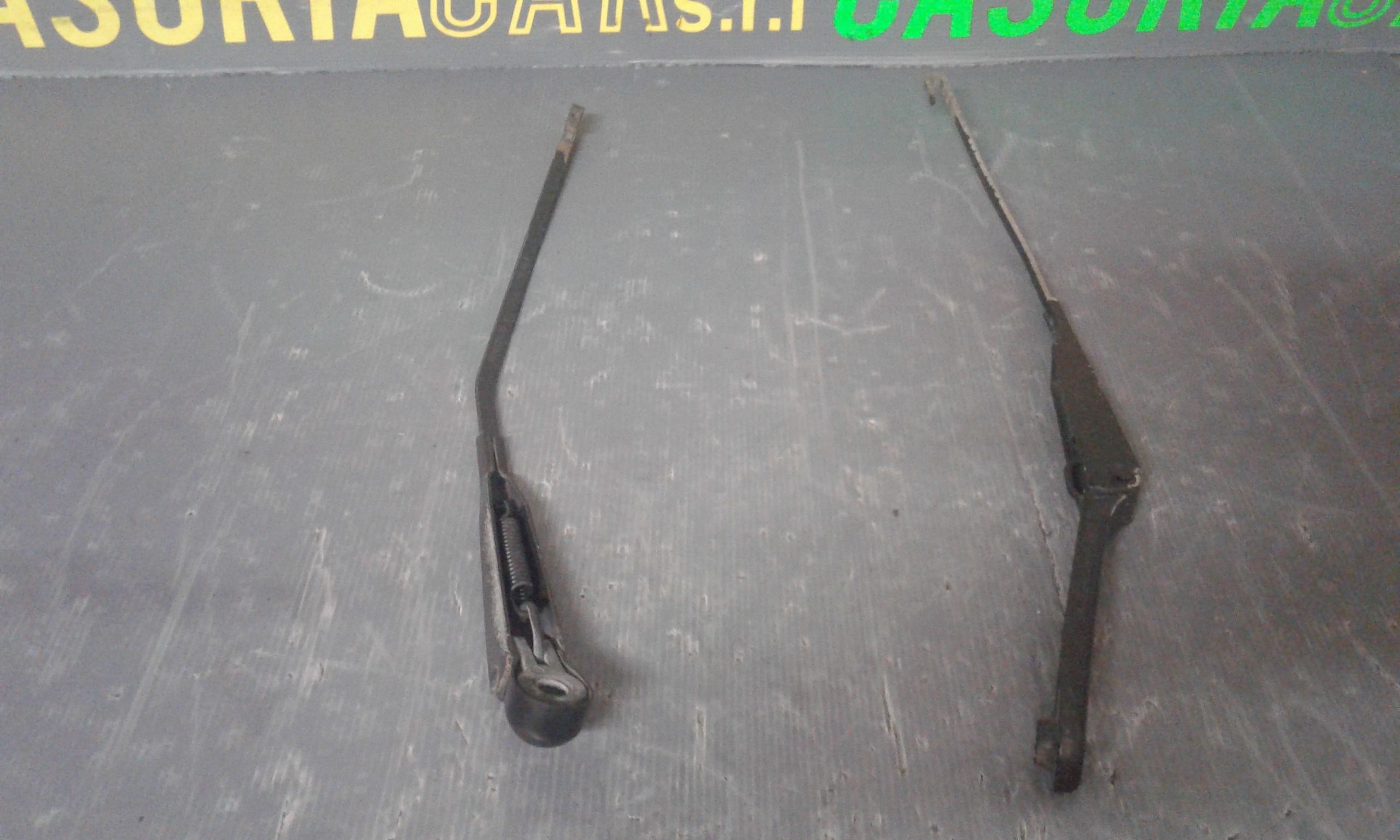 Braccio Tergiparabrezza Usato