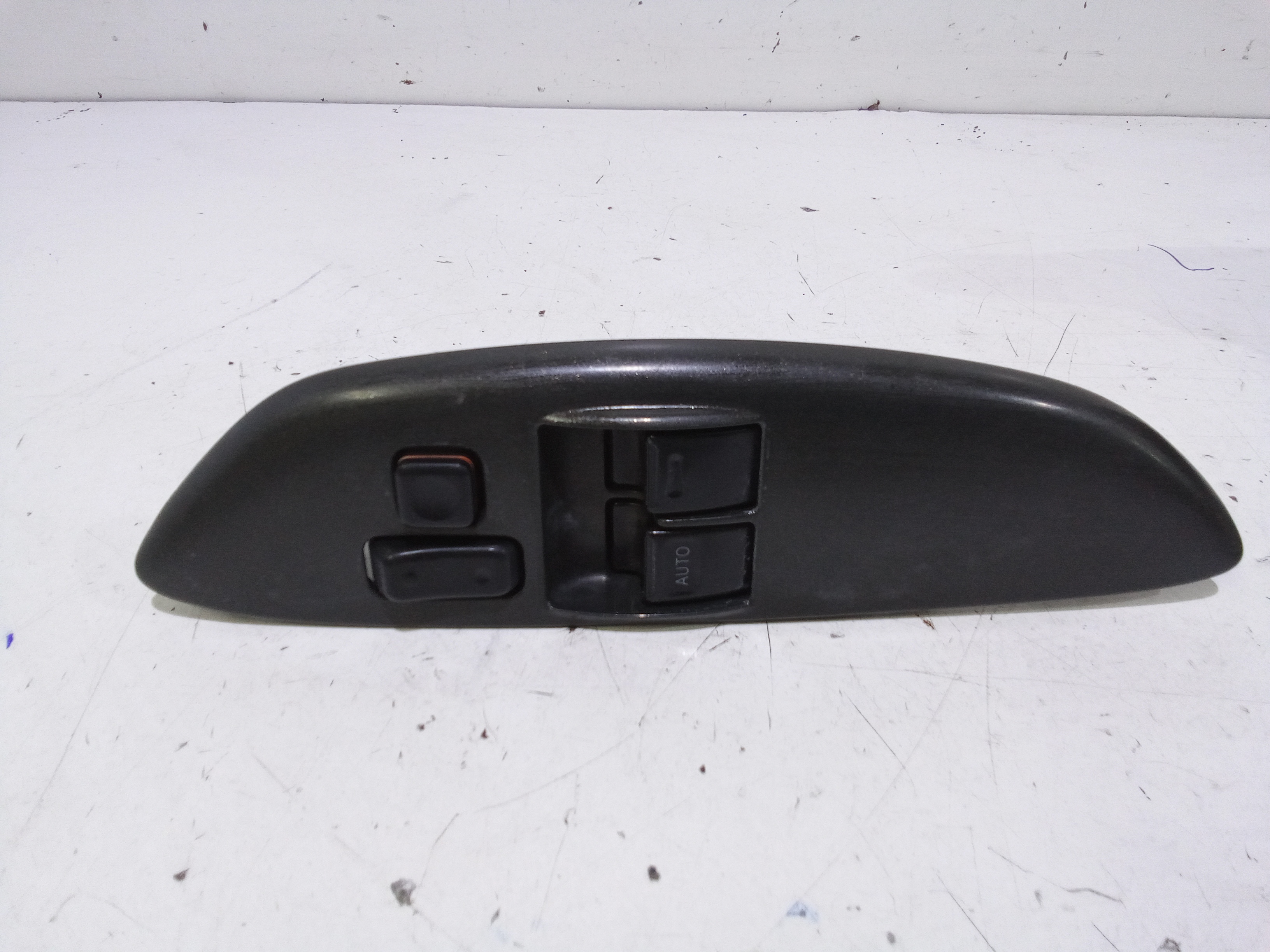 Interruttore Alzacristalli Porta Ant. Sinistro Usato