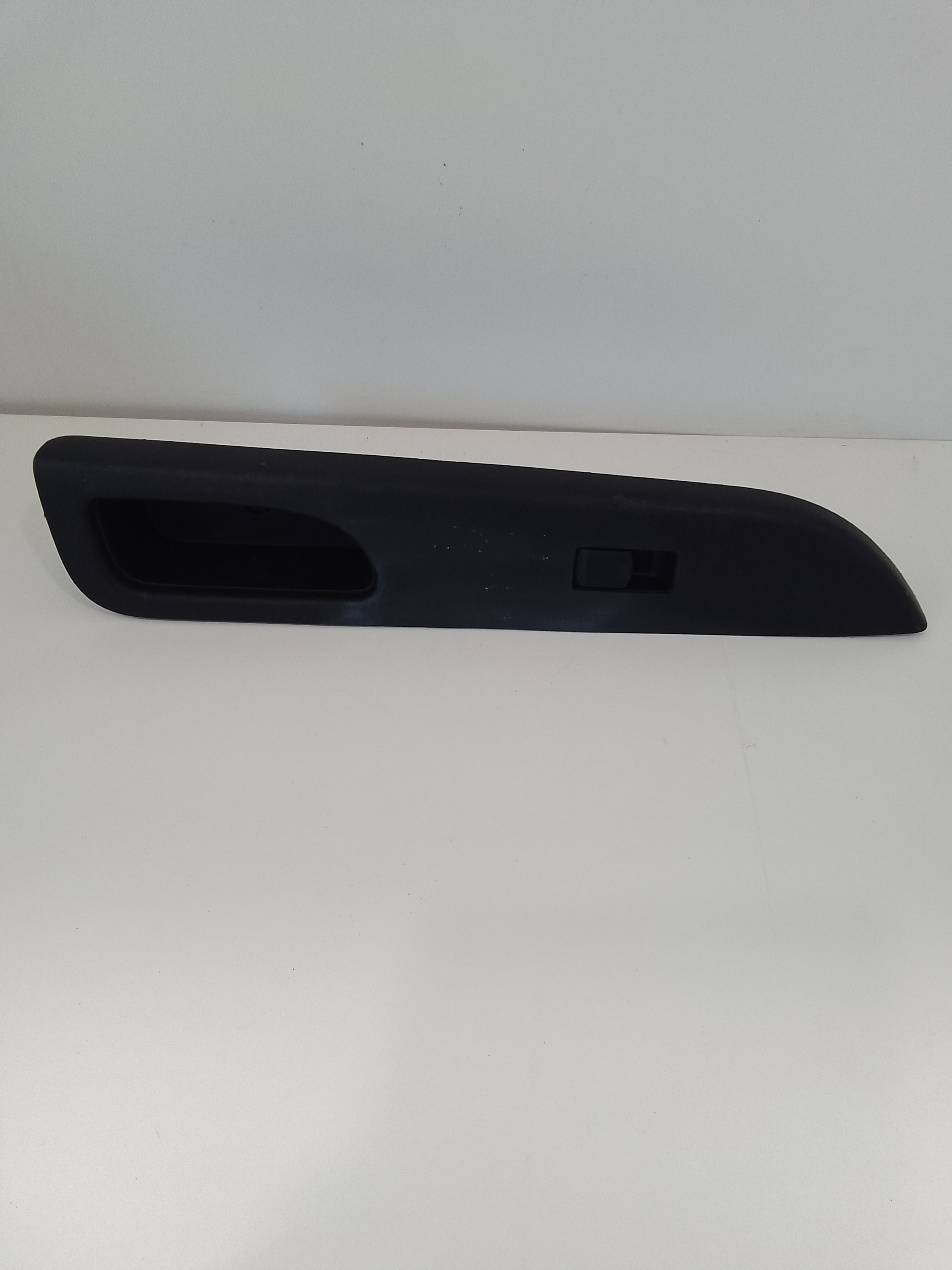 Interruttore Alzacristalli Porta Ant. Destro Usato