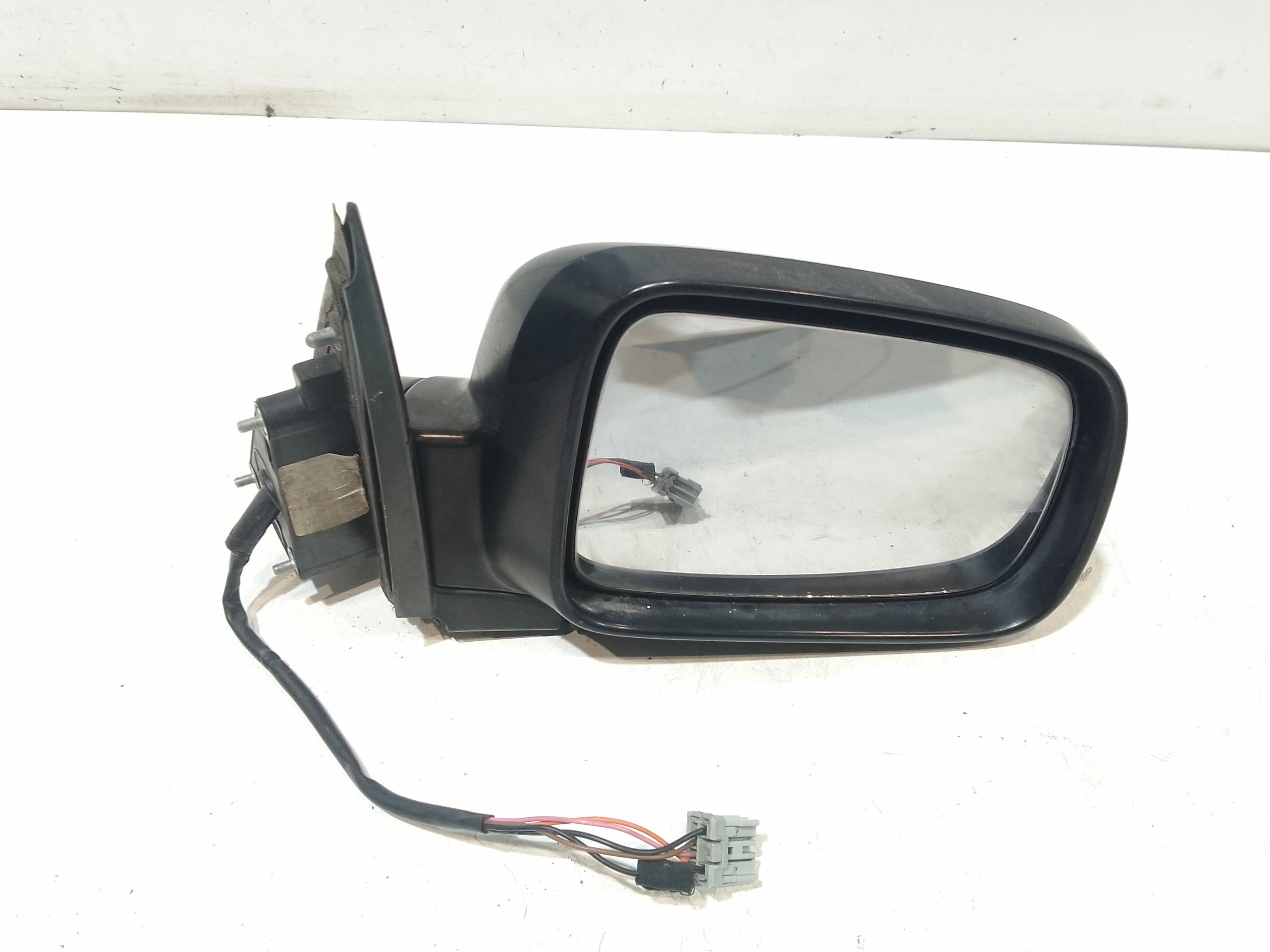 Retrovisore Est. Destro Usato