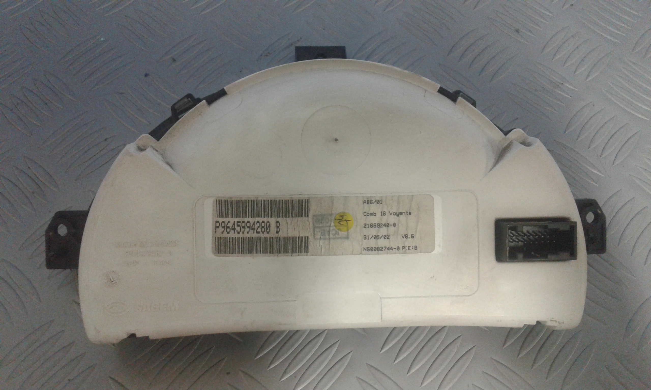 Quadro Portastrumenti Usato