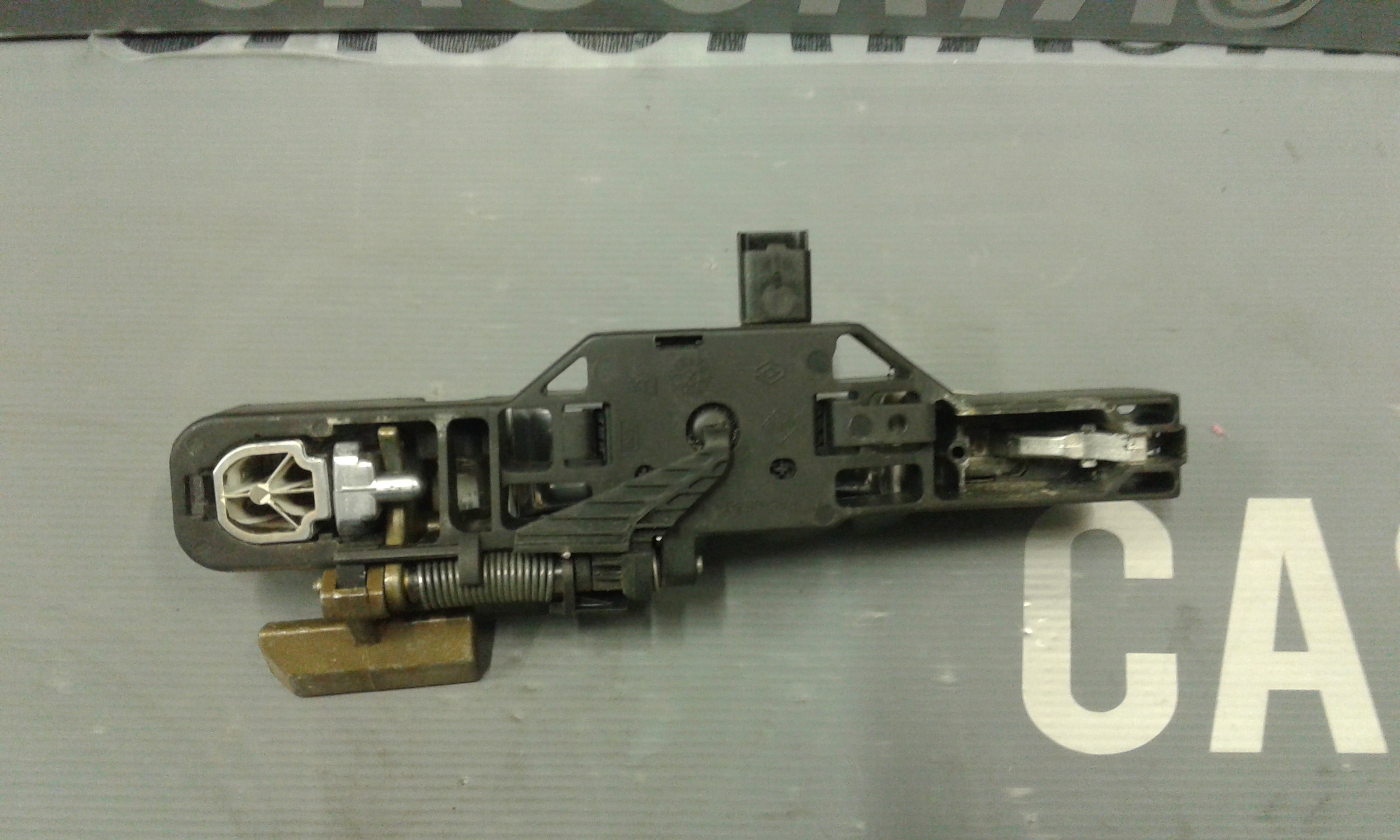 Maniglia Porta Ant. Destro 7701472931 Usato