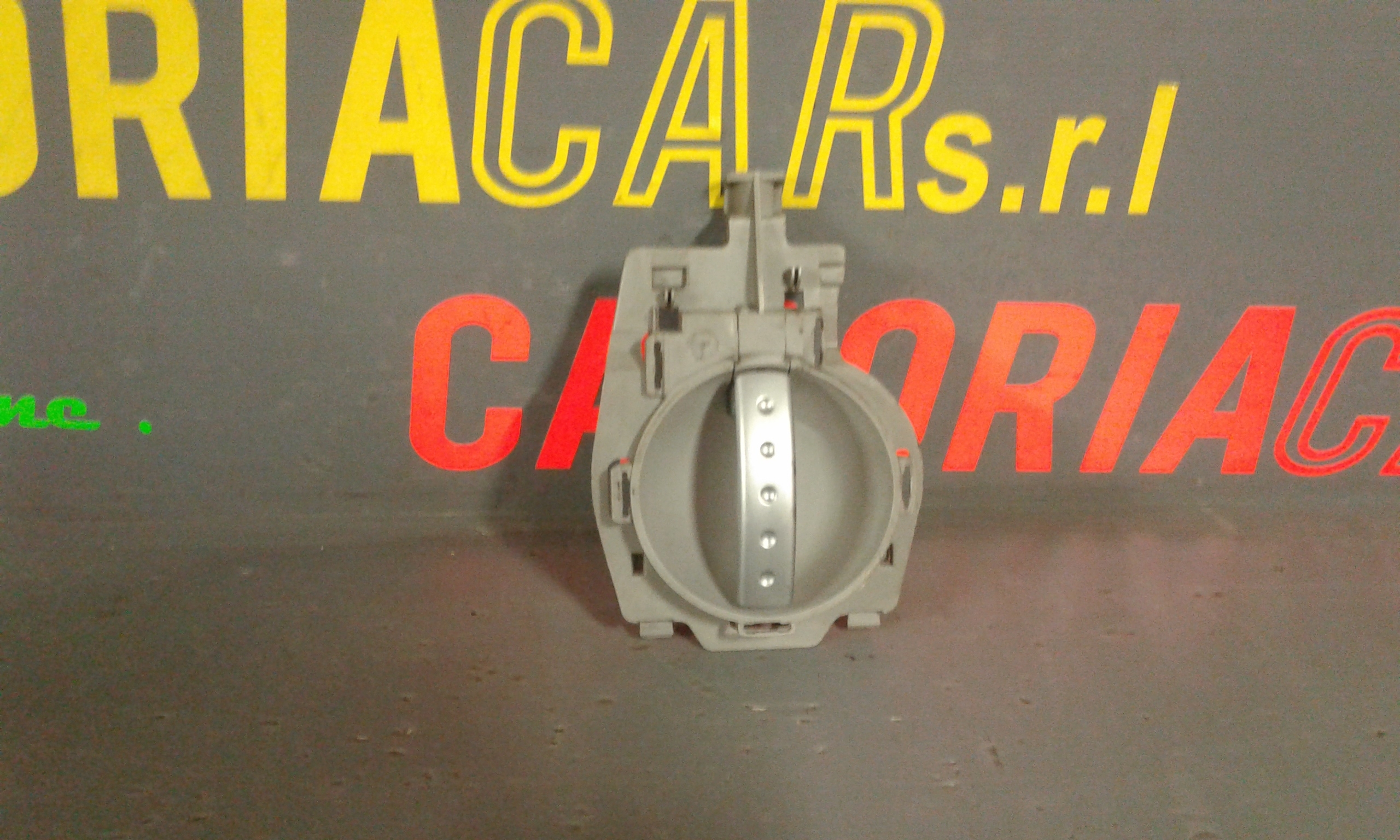 Maniglia Int. Apertura Porta Ant. Destro Usato