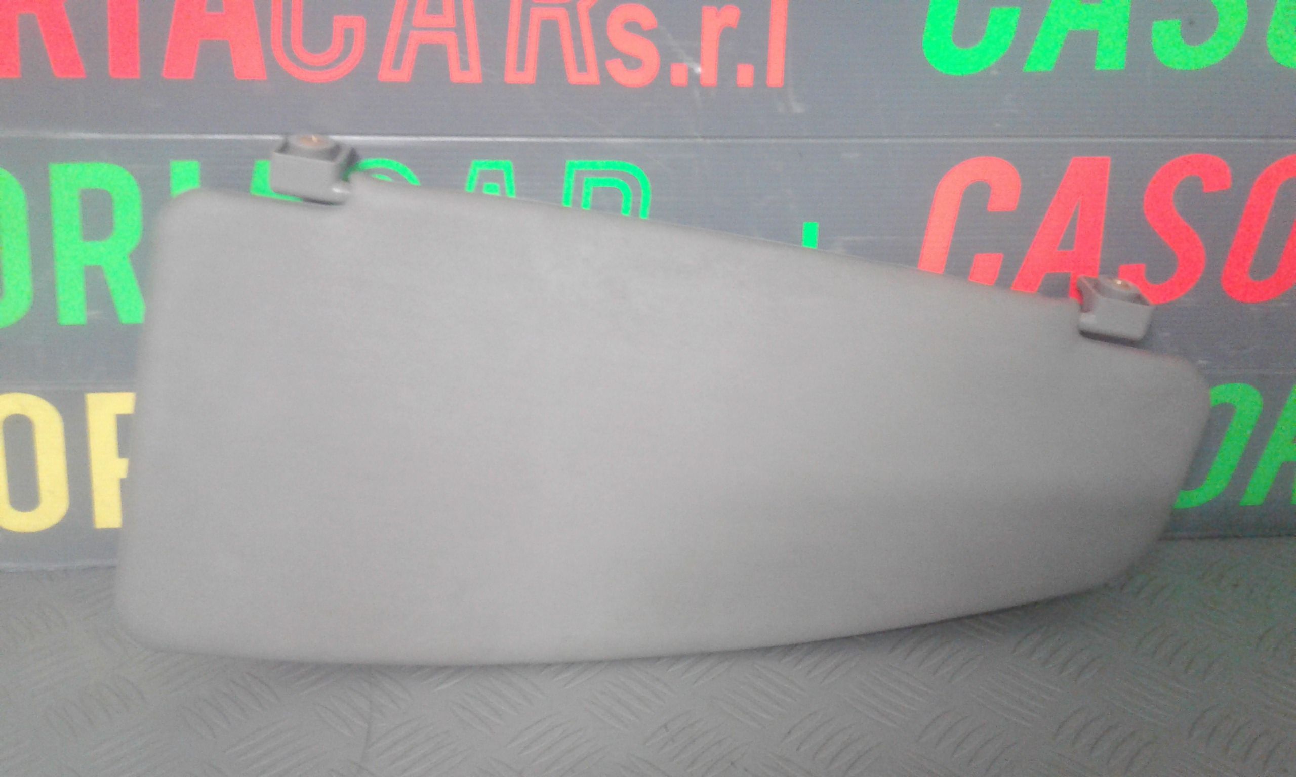 Aletta Parasole Parabrezza Sinistro 735417495 Usato