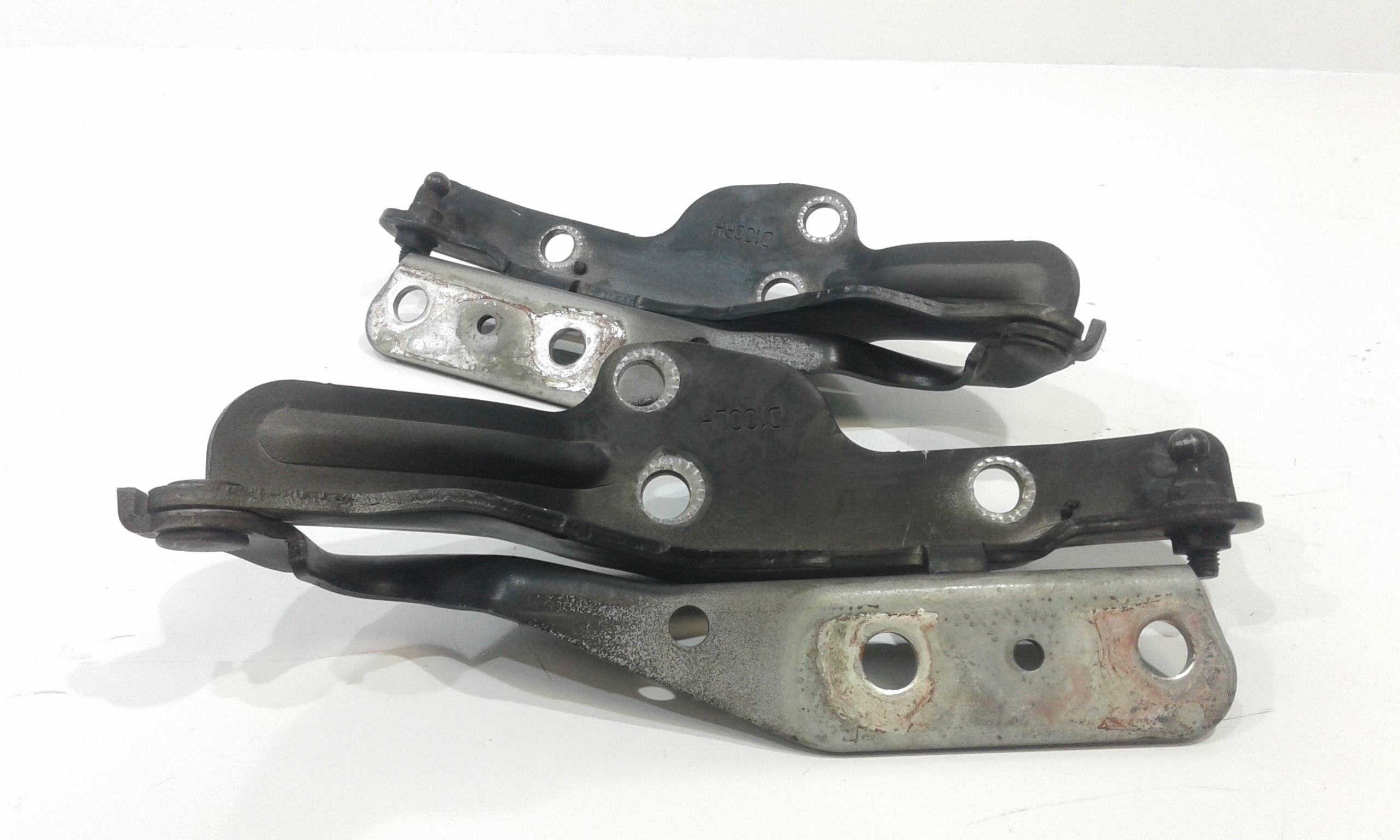 Cerniera Cofano Ant. Sinistro 6181009003 Usato