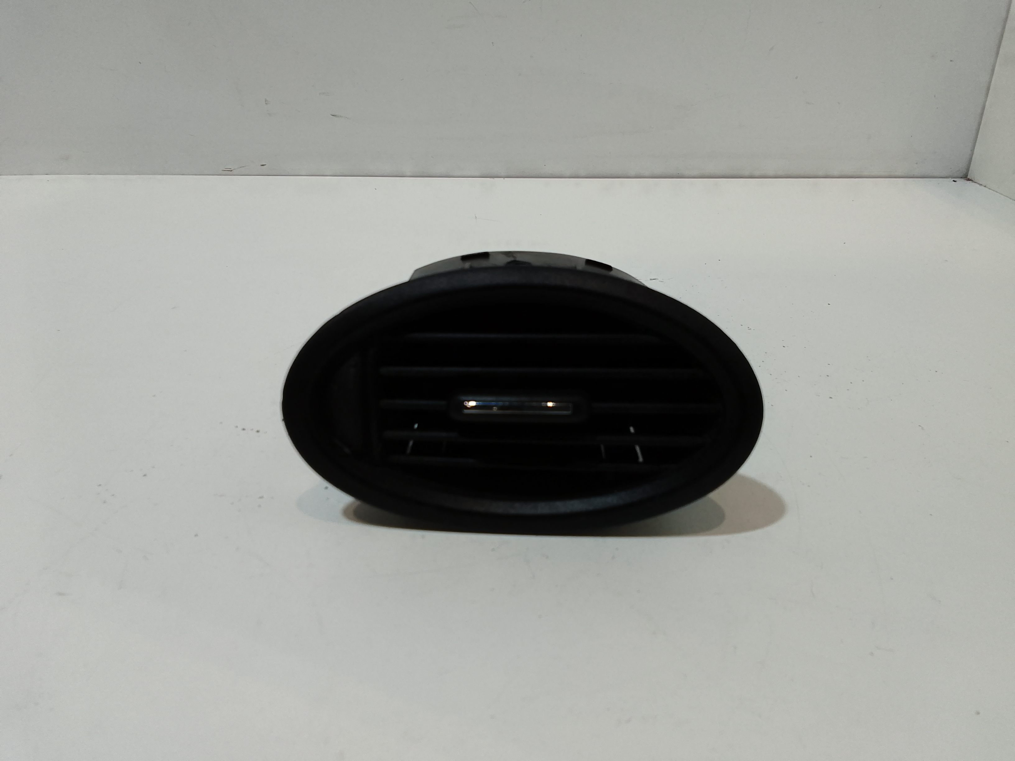 Condotto Aria Bocchette Lat. Cruscotto Destro Usato