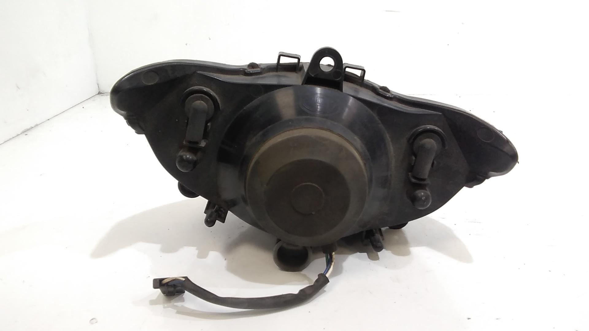 Faro Anteriore Usato