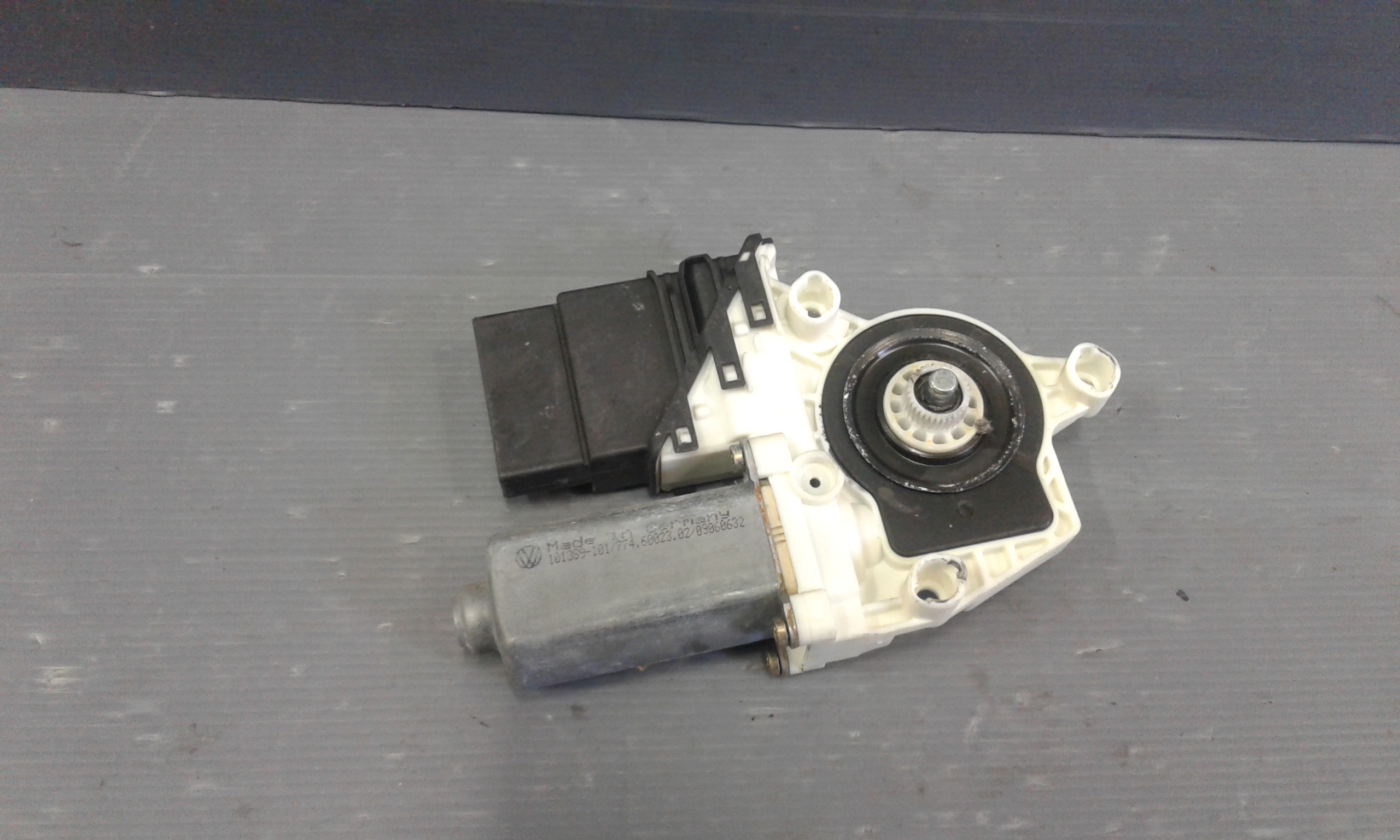 Motorino Alzacristallo Porta Post. Sinistro 1J4959812C013 Usato