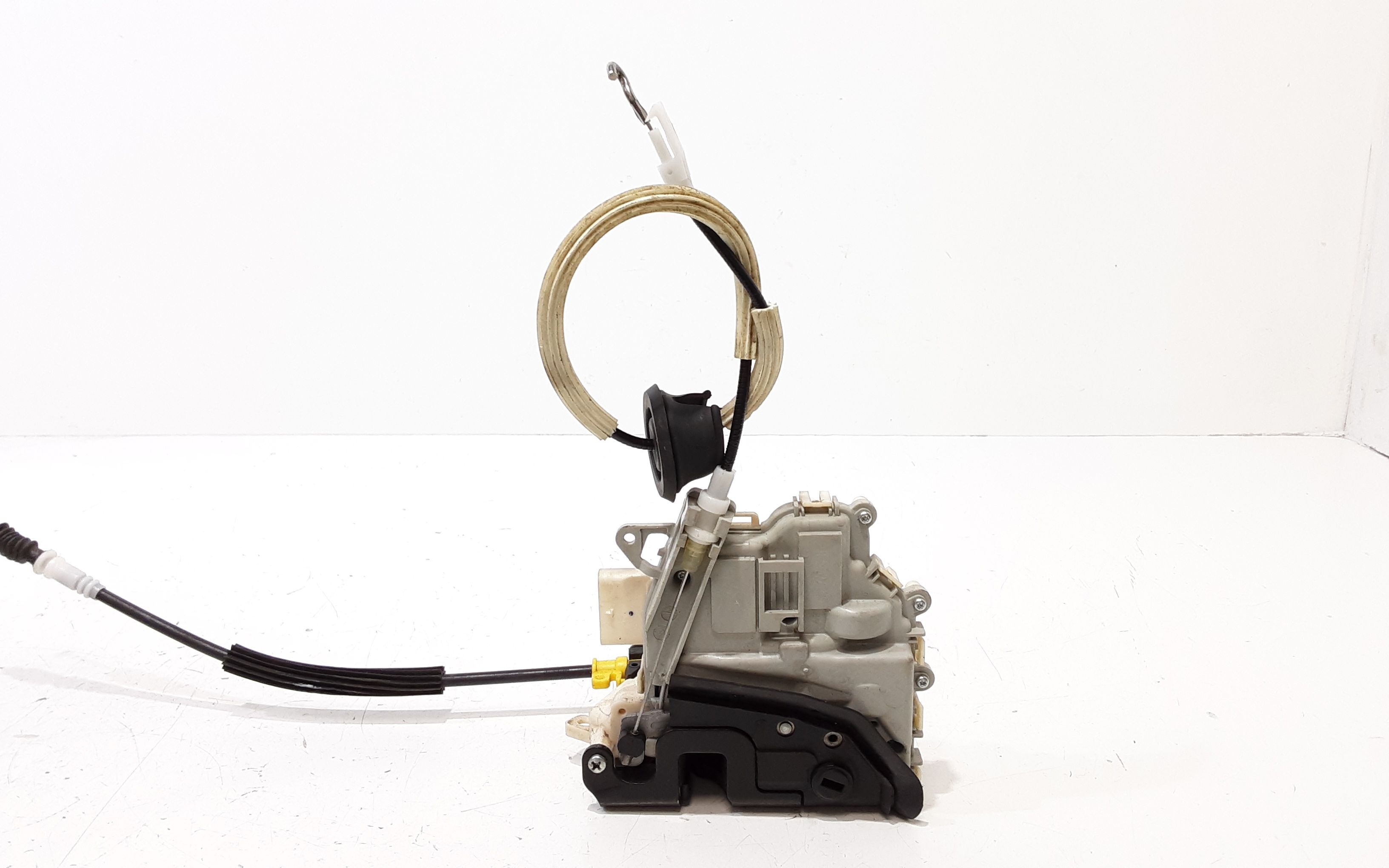 Serratura Porta Post. Destro 8K0839016 Usato