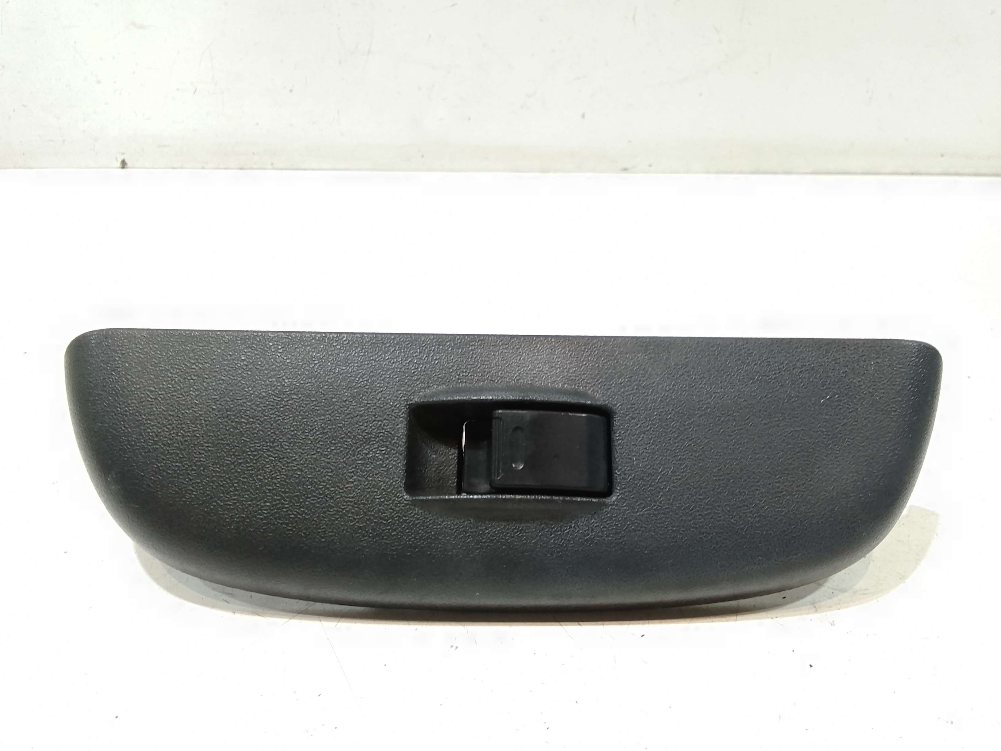 Interruttore Alzacristalli Porta Ant. Destro Usato