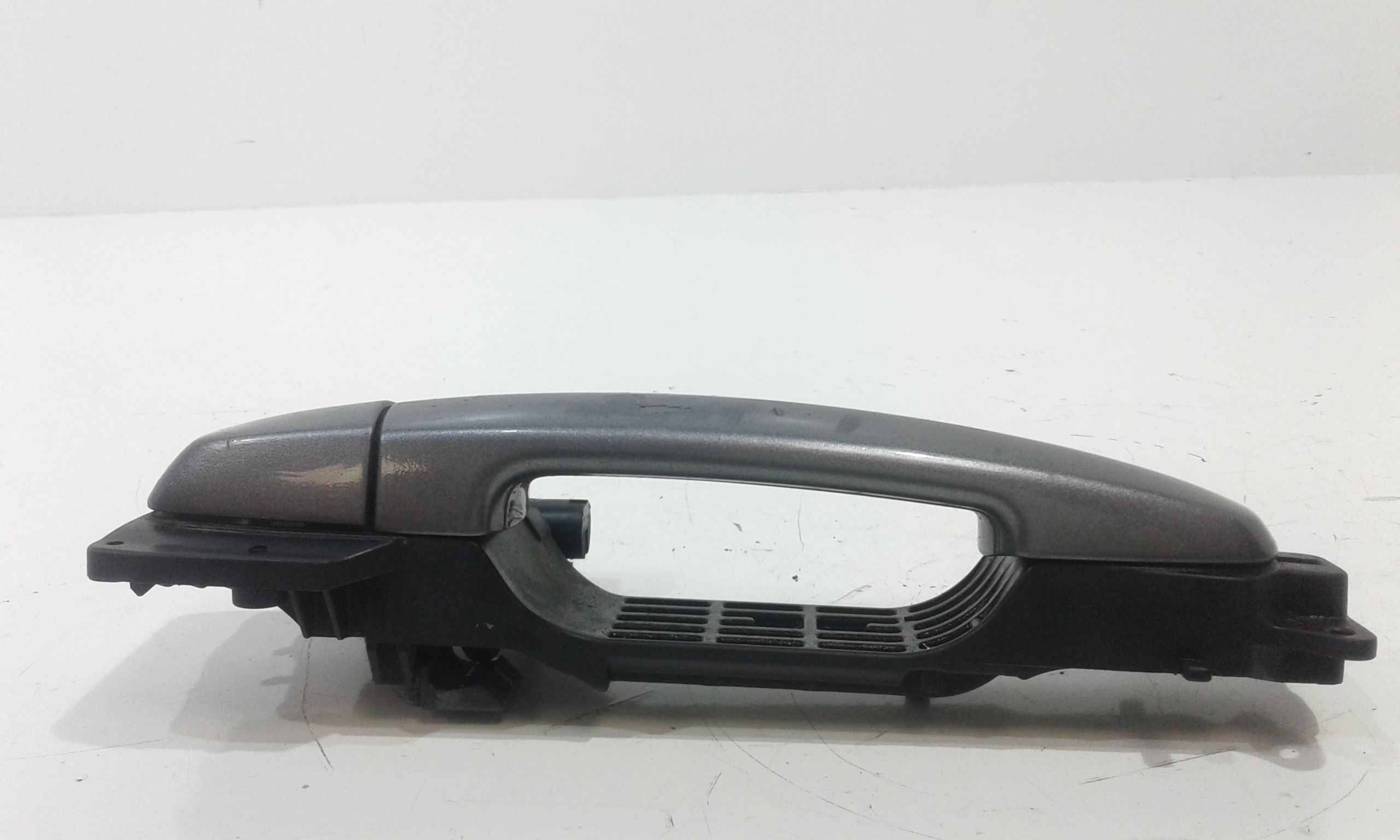 Maniglia Porta Ant. Destro 8281063811ZCC Usato