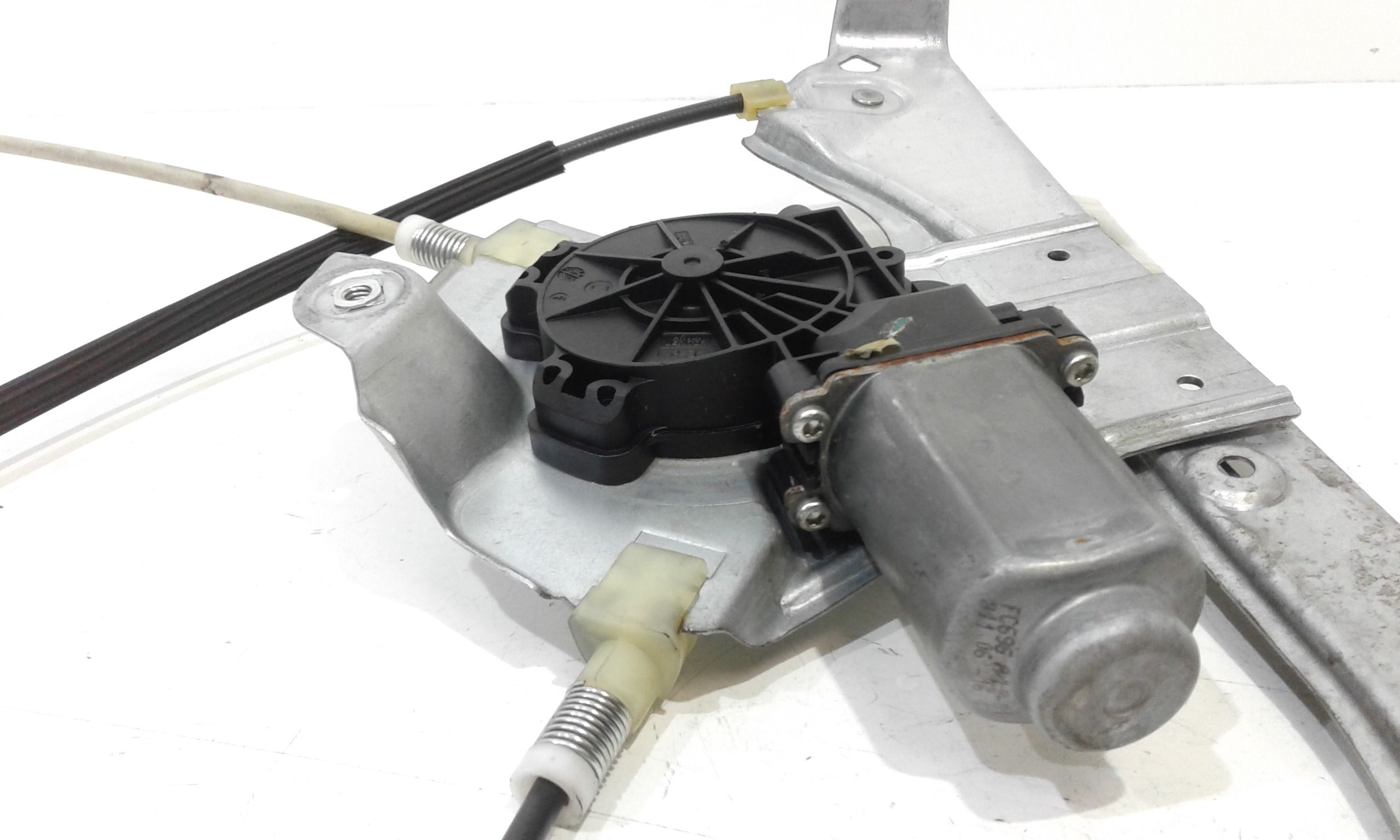 Alzacristallo Porta Ant. Destro 8200291628 Usato