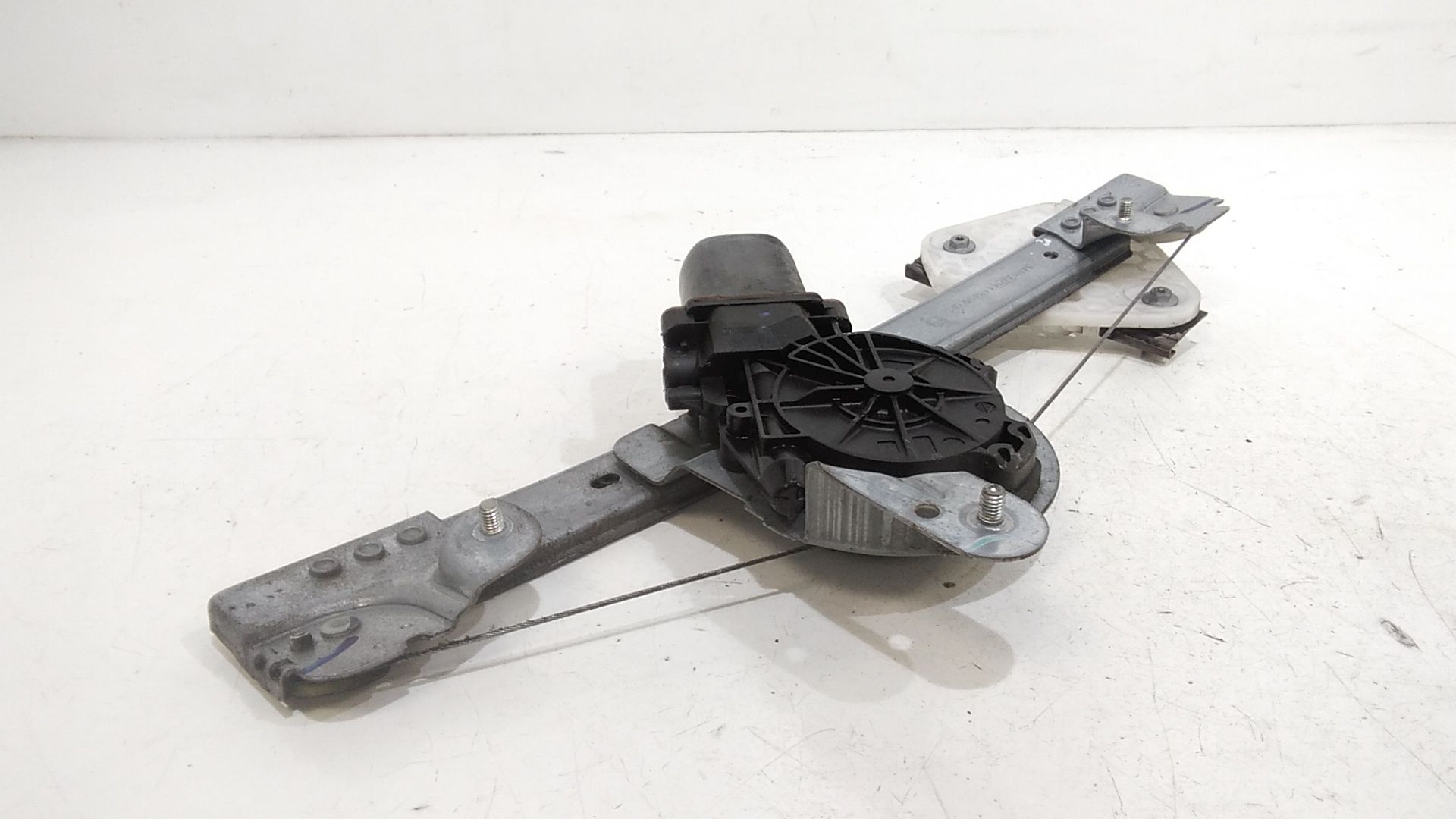 Alzacristallo Porta Post. Destro 8200783891 Usato