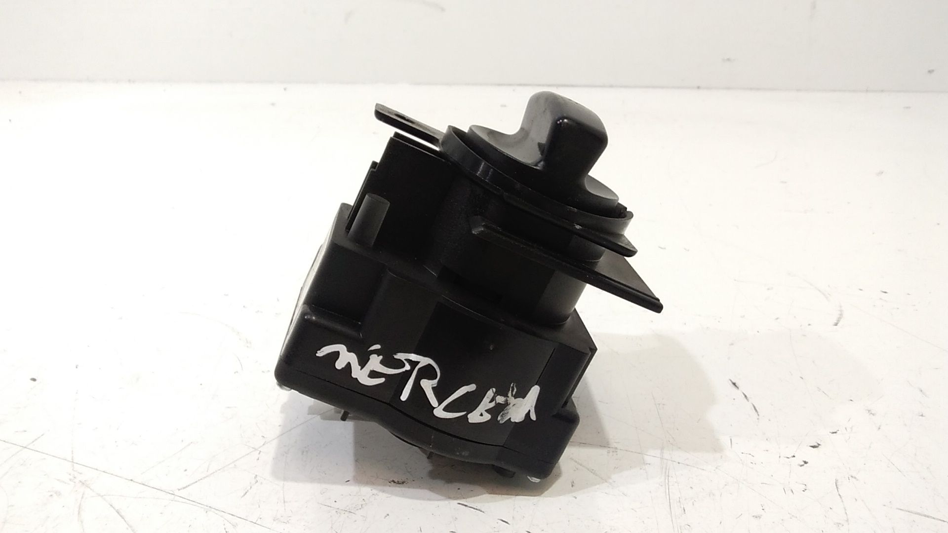 Interruttore Blocco Comando Luci A16954510049174 Usato