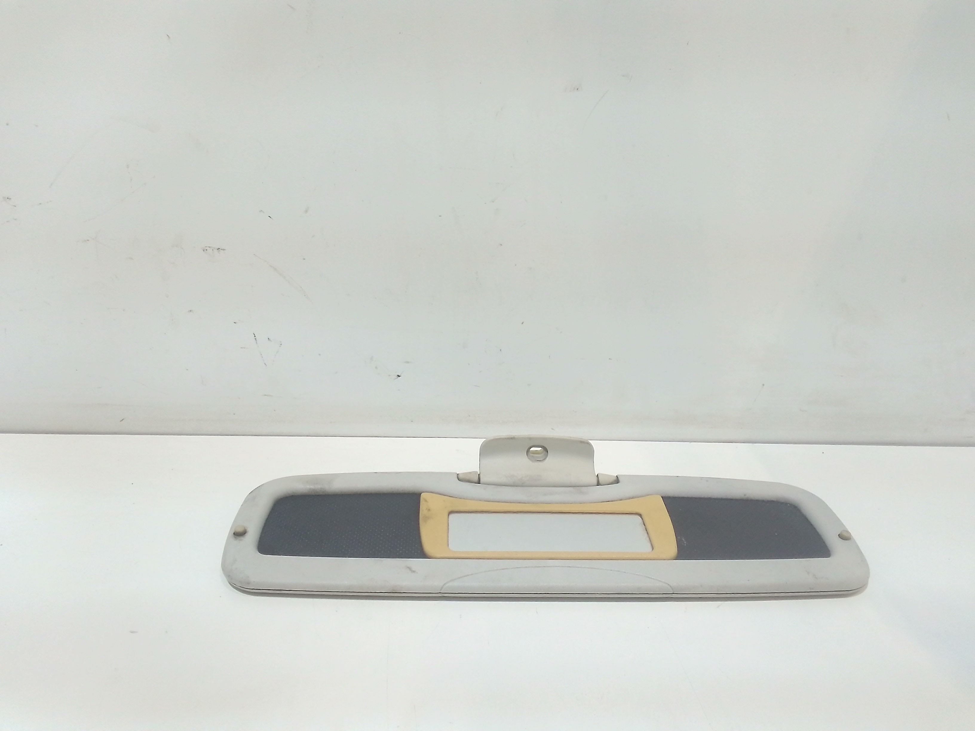 Aletta Parasole Parabrezza Destro Q0000706V007C24A00 Usato