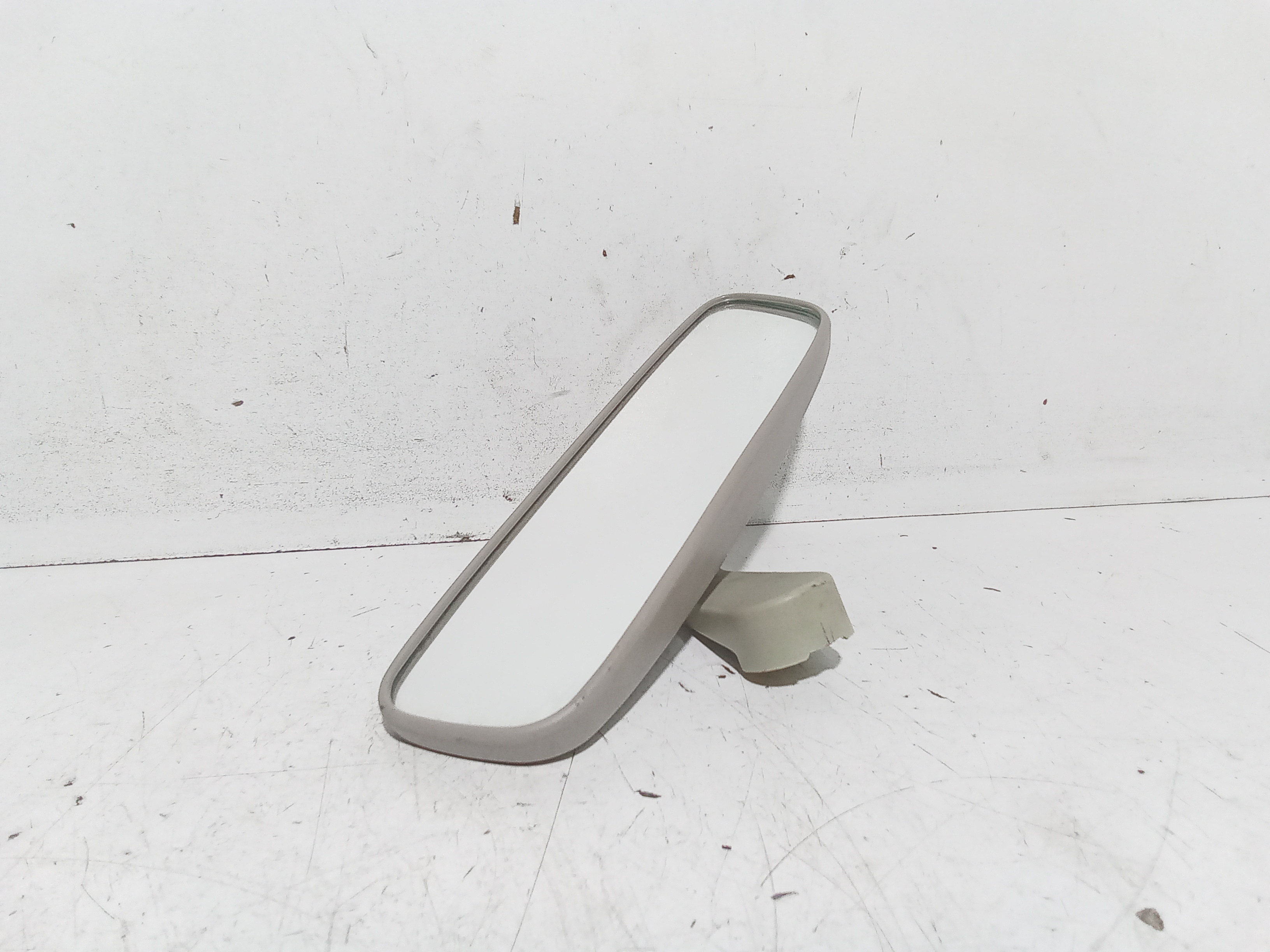 Retrovisore Interno 8477063J00000 Usato