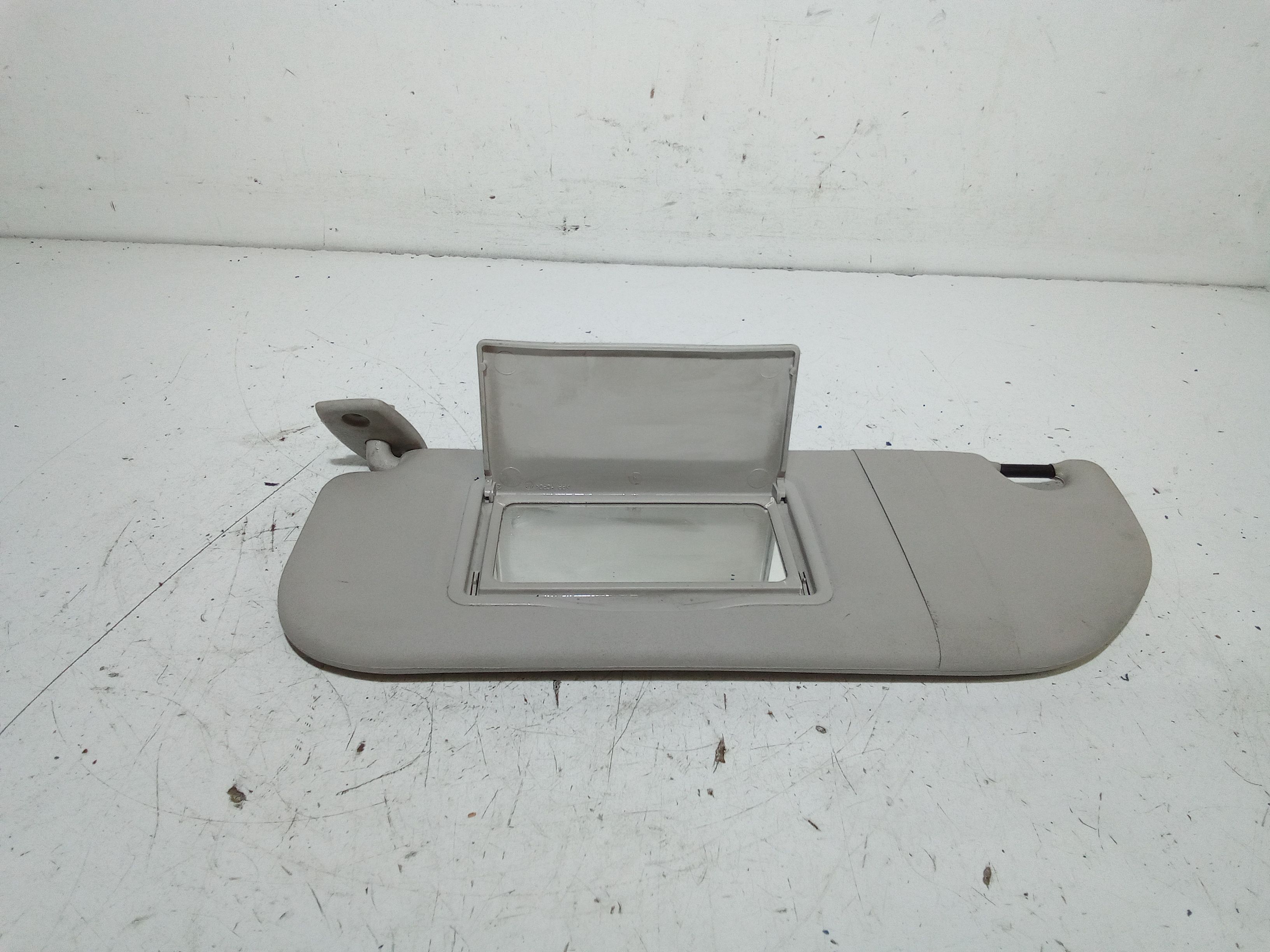 Aletta Parasole Parabrezza Sinistro Usato