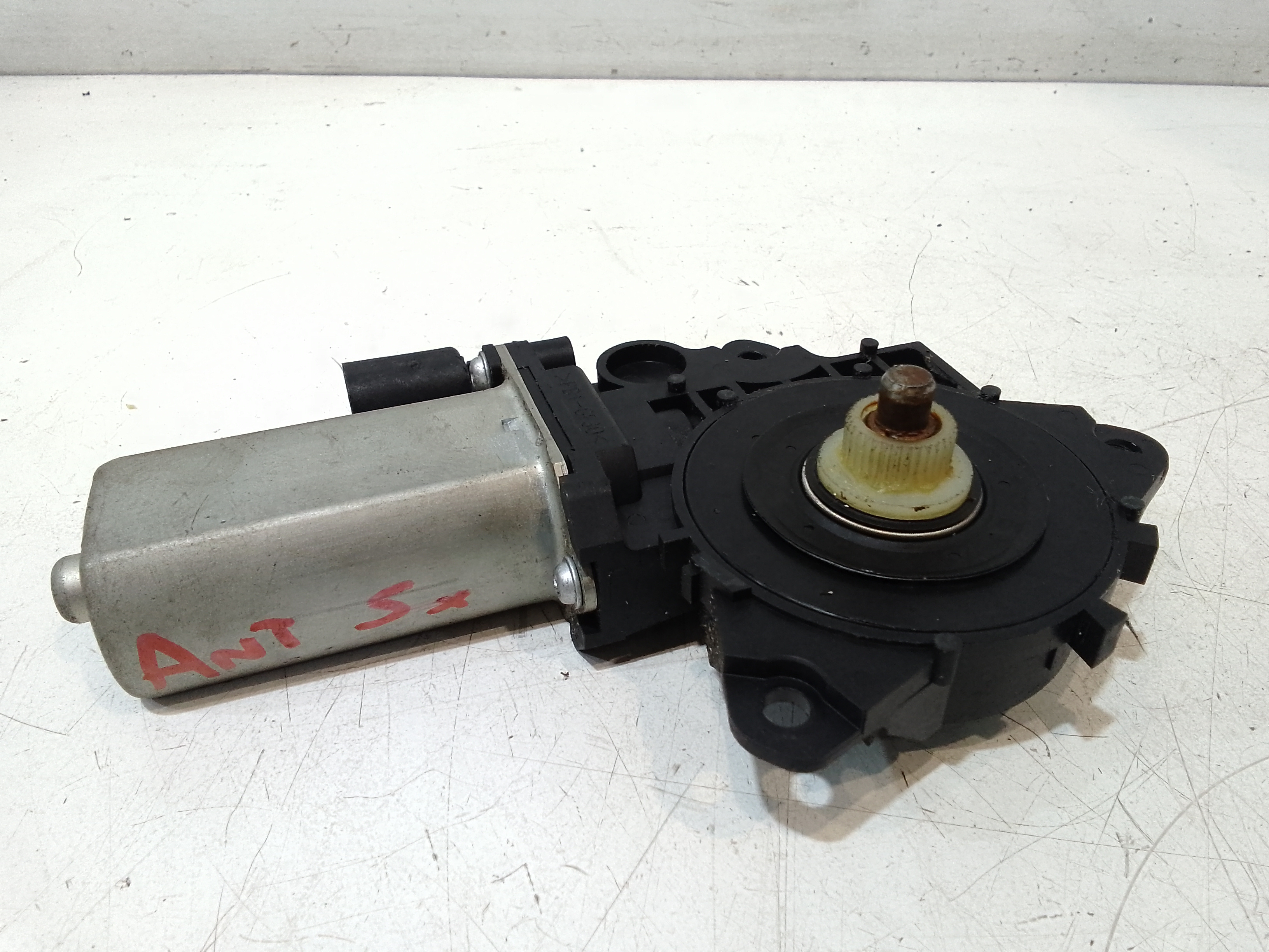 Motorino Alzacristallo Porta Ant. Sinistro 46841277 Usato