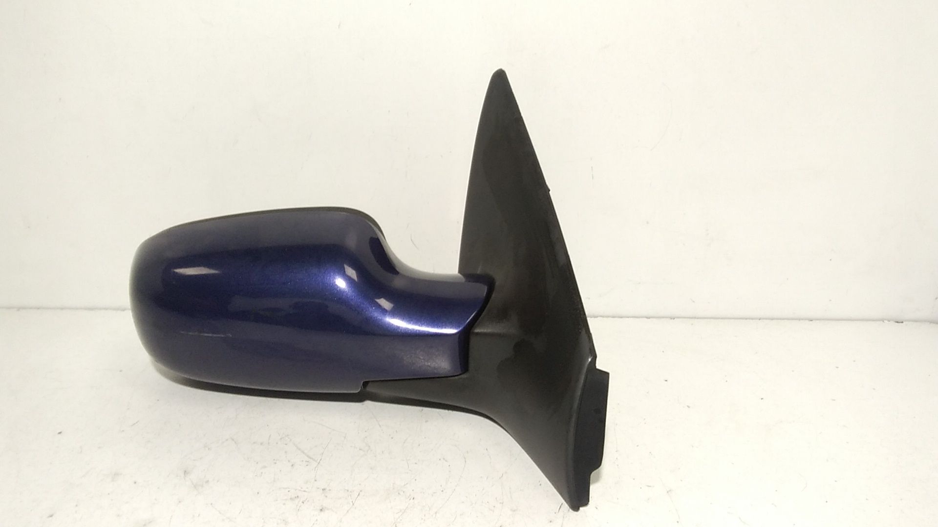 Retrovisore Est. Destro 7701054686 Usato