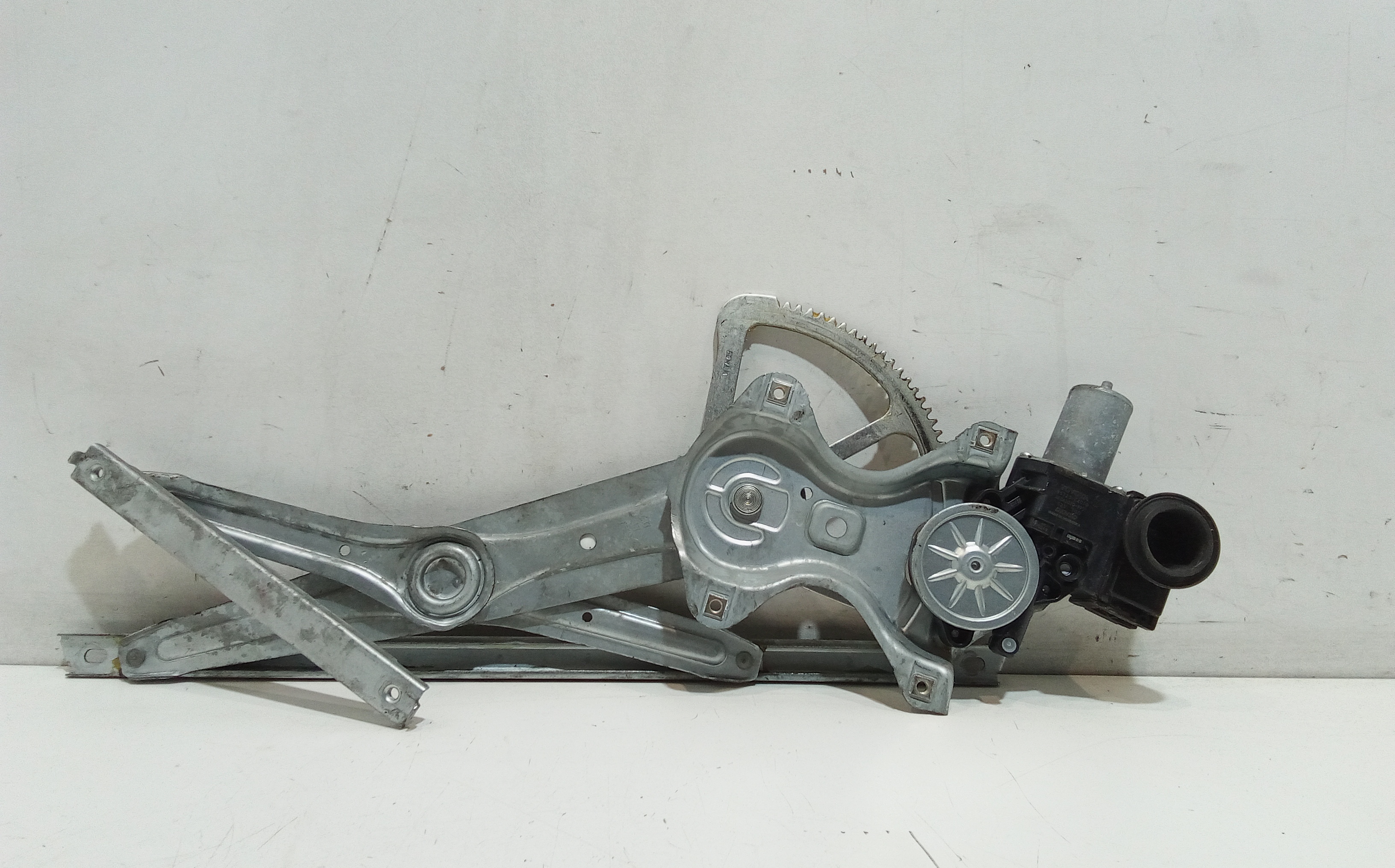 Alzacristallo Porta Ant. Sinistro Usato