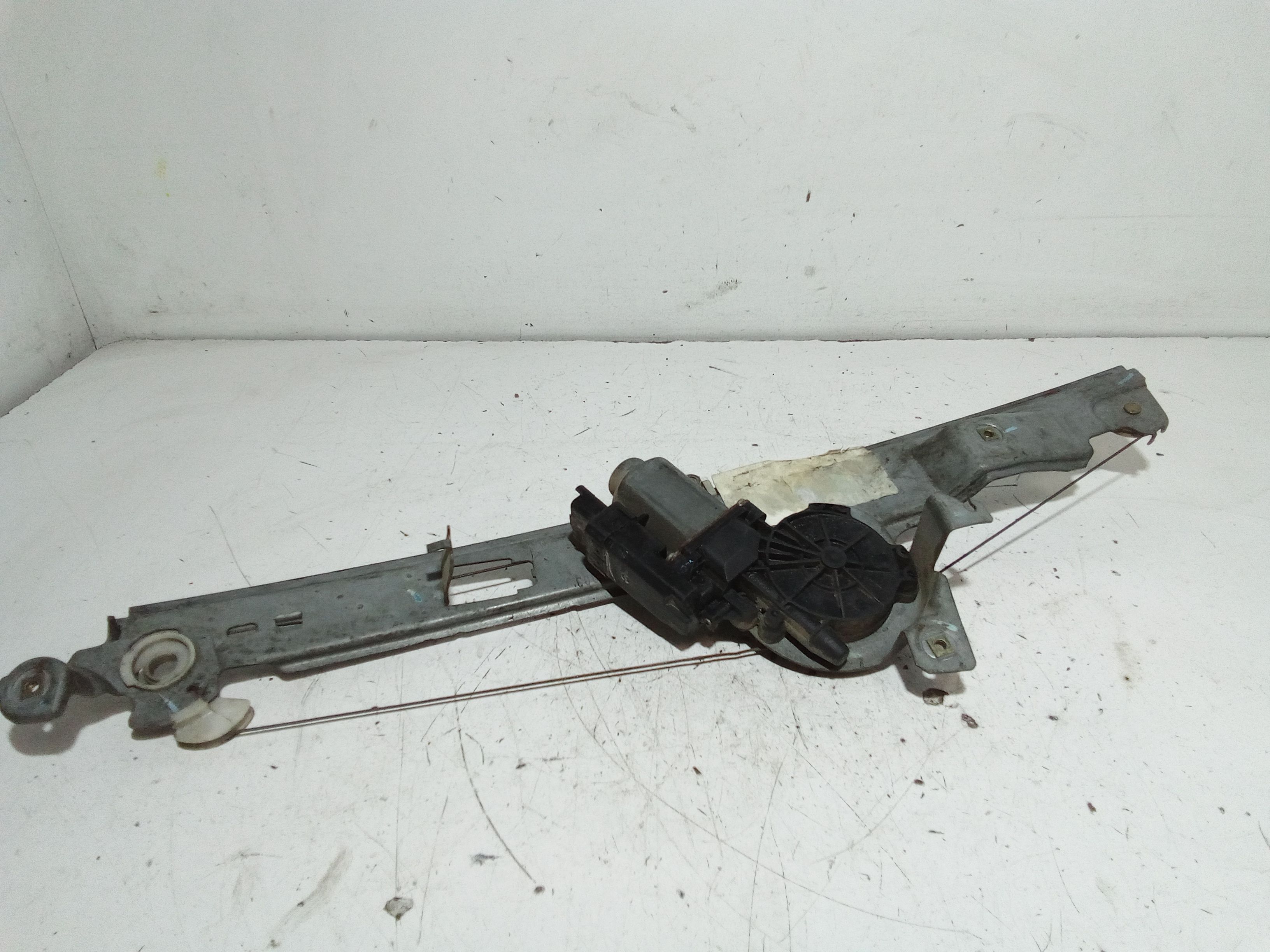 Alzacristallo Porta Ant. Sinistro Usato