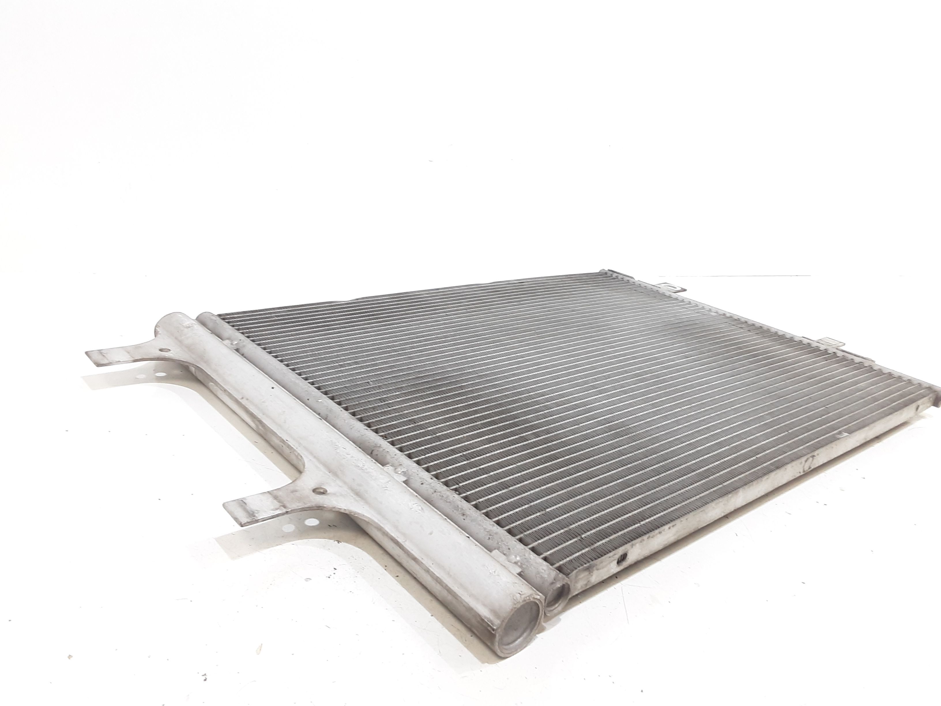 Radiatore Riscaldamento 9821299980 Usato