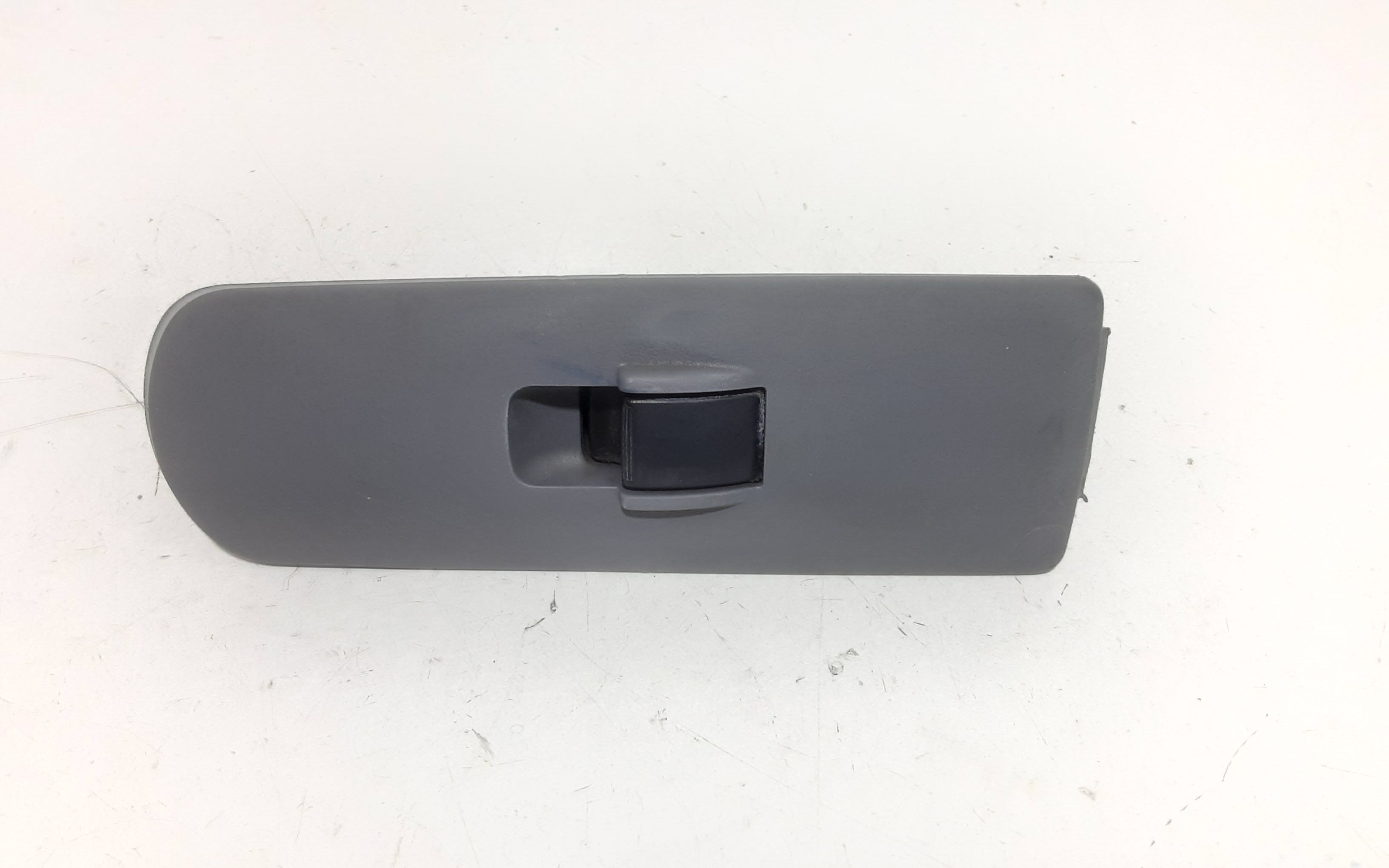 Interruttore Alzacristalli Porta Ant. Destro Usato