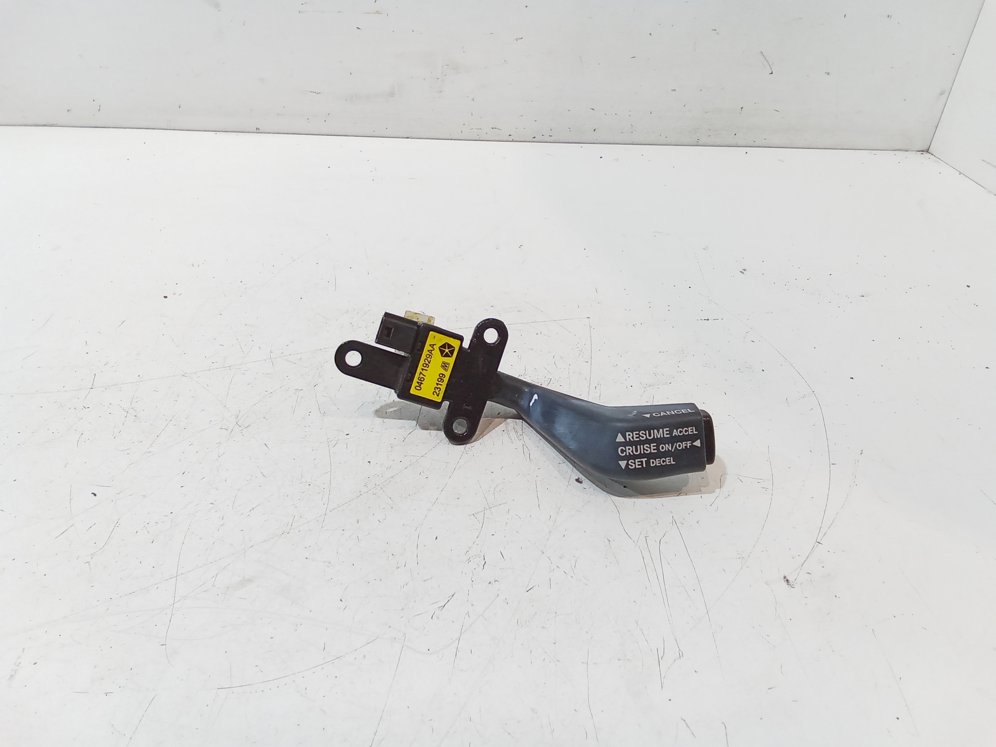 Blocco Comandi Regolatore Velocità K04671929AC Usato