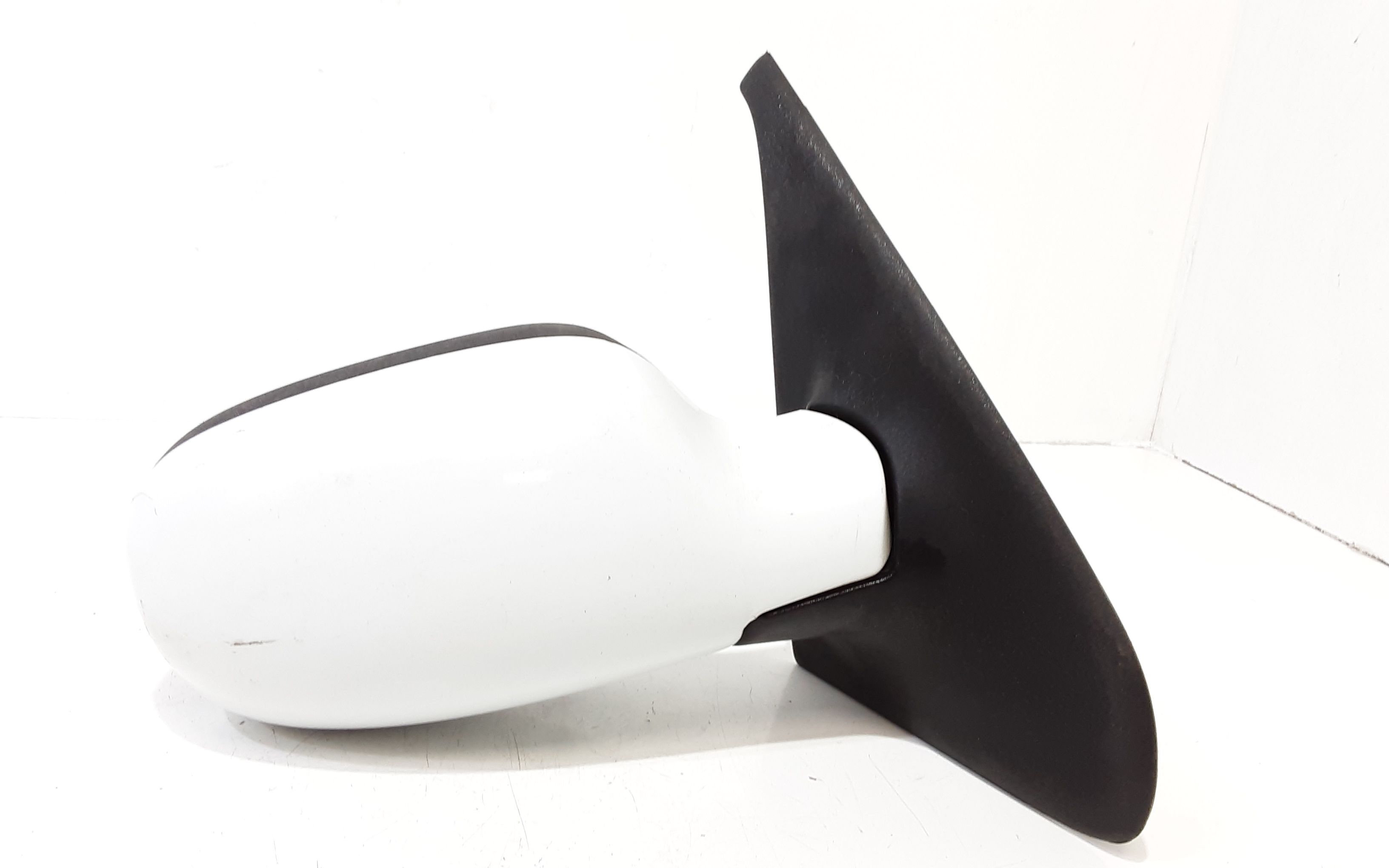 Retrovisore Est. Destro Usato