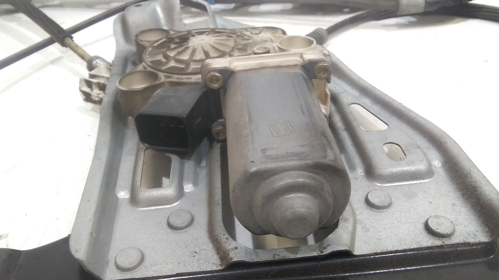 Alzacristallo Porta Ant. Destro Usato