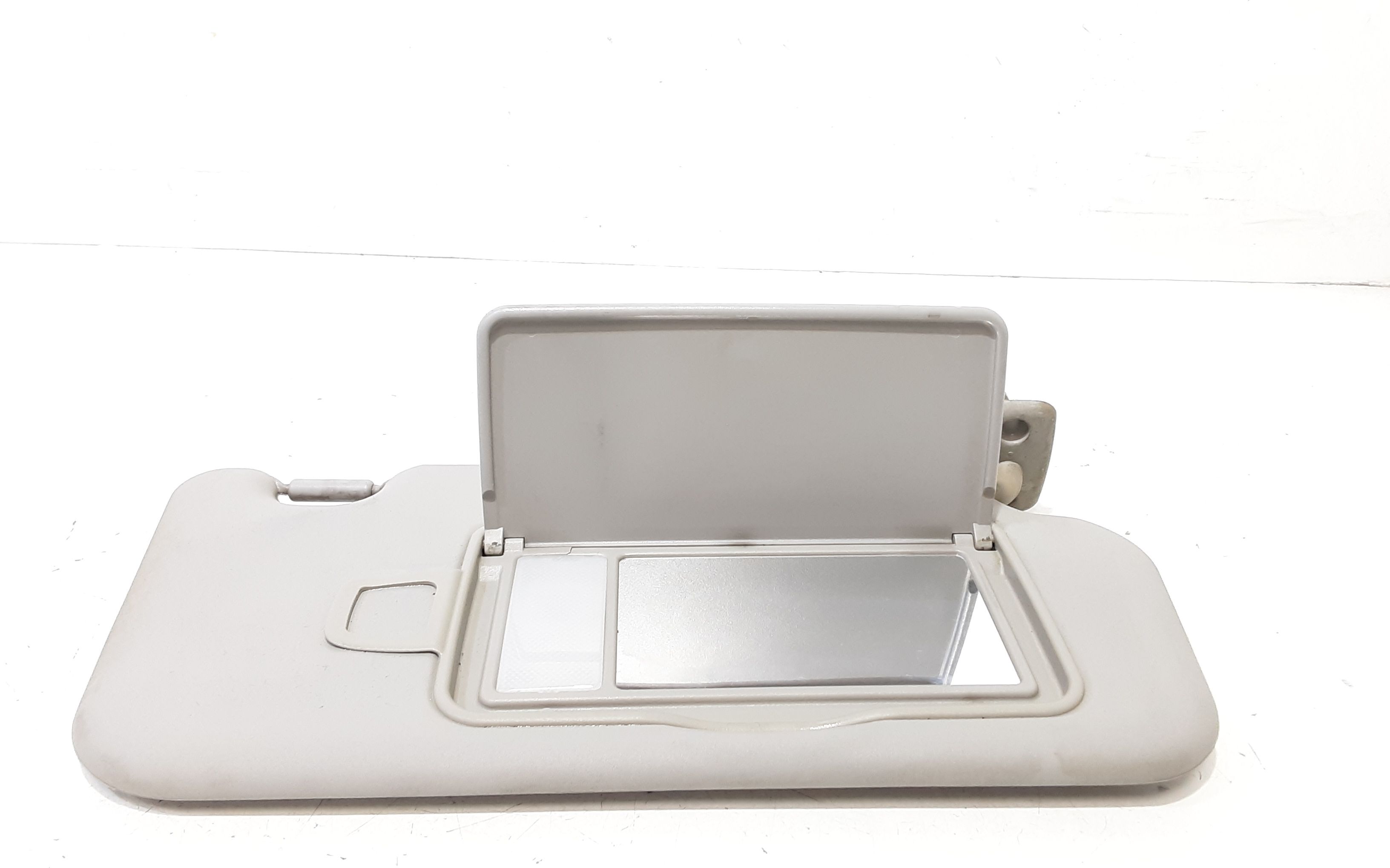 Aletta Parasole Parabrezza Destro 852021D070QW Usato