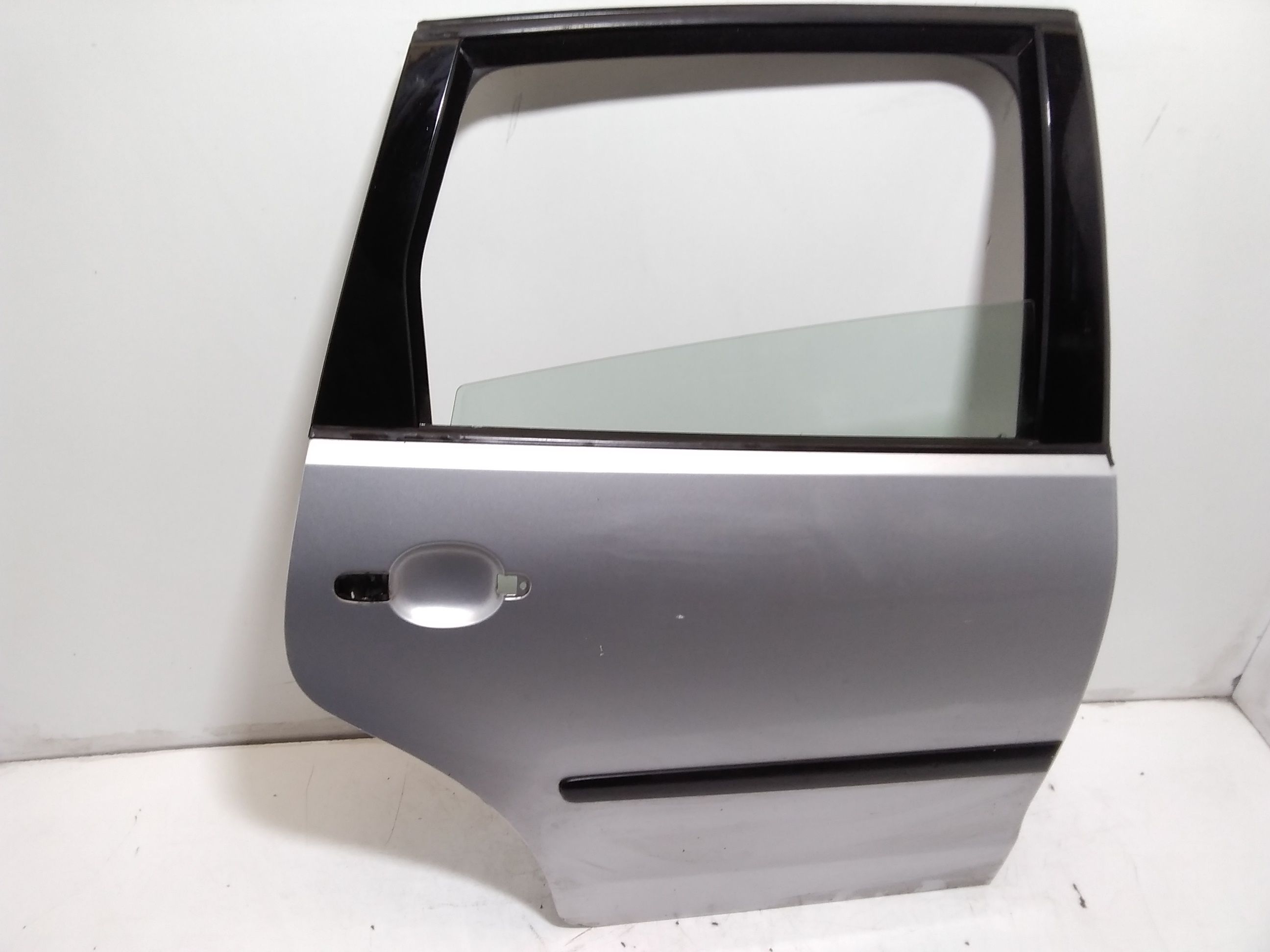 Porta Post. Destro Usato