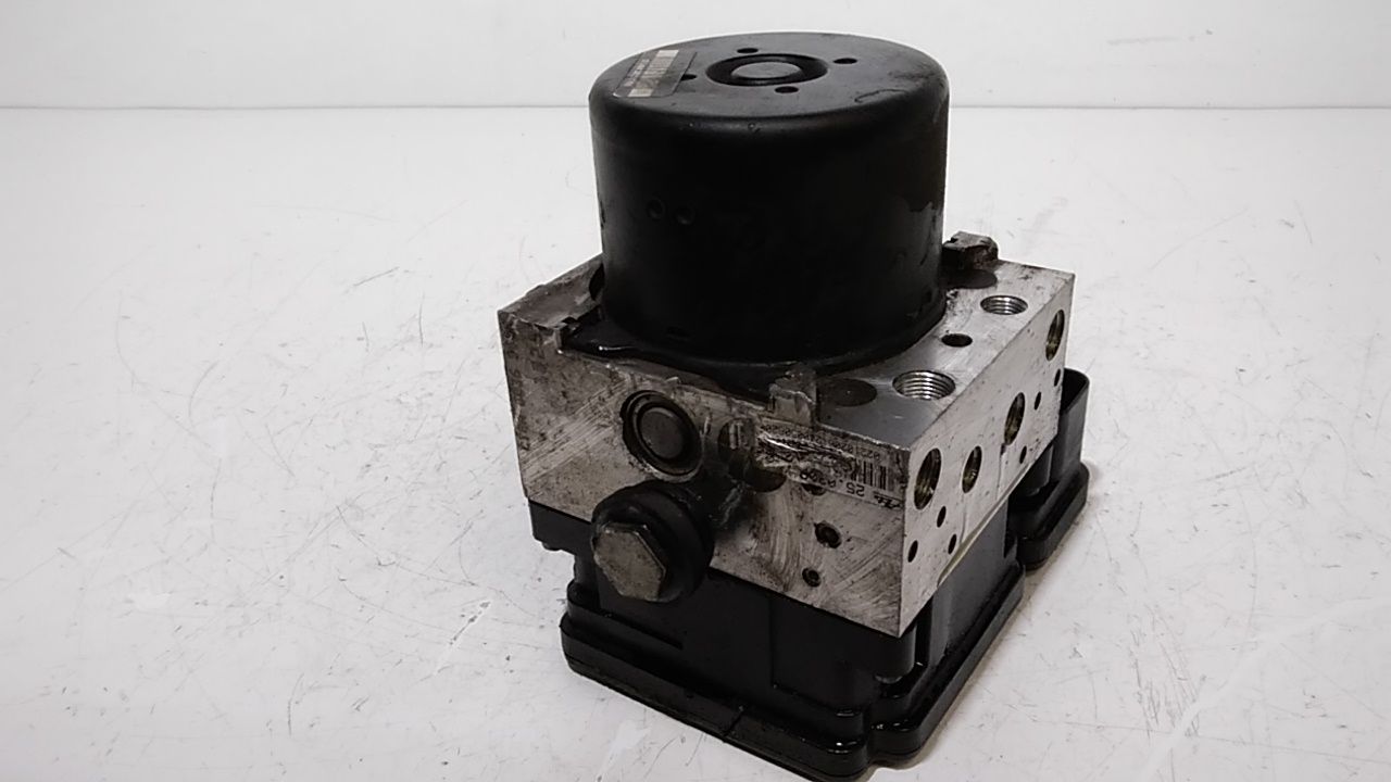 Pompa Abs K05014869AA Usato