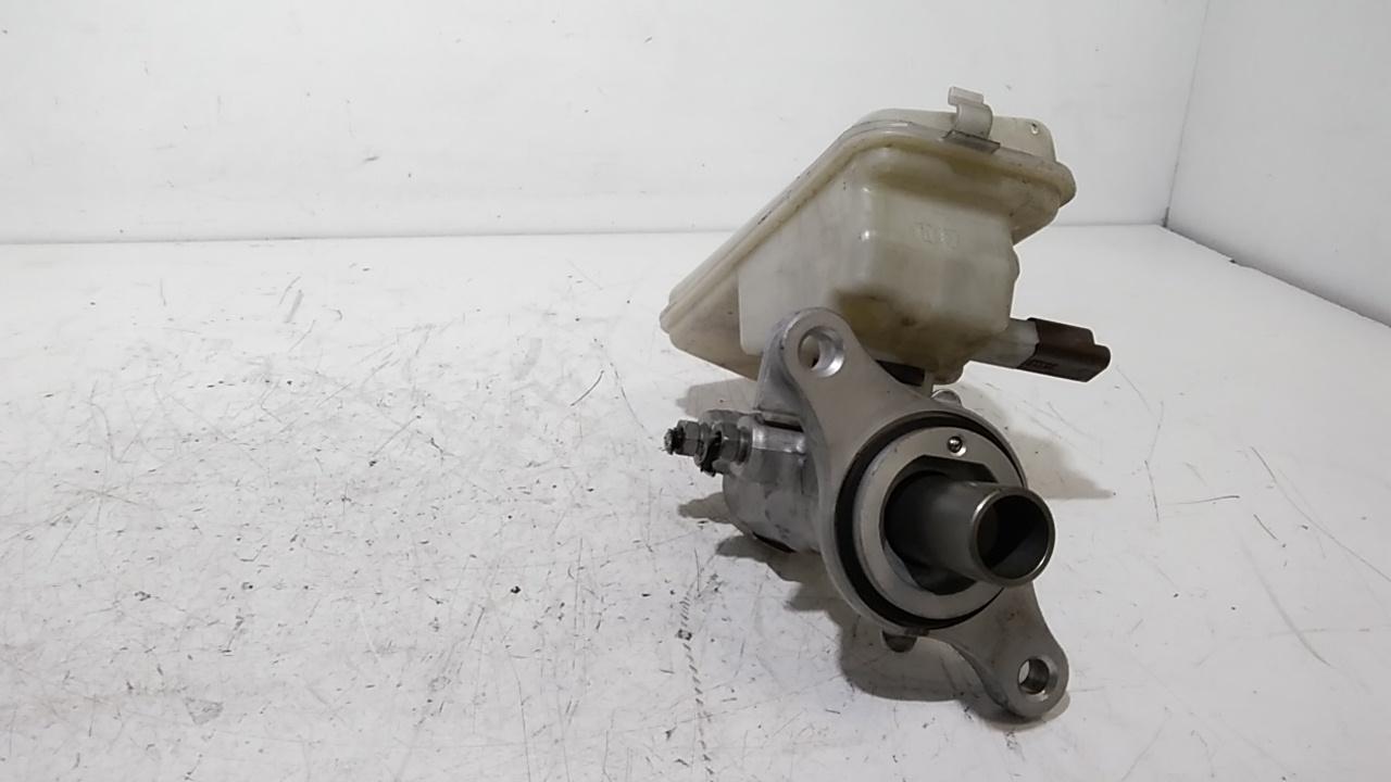 Pompa Comando Freni 4601R5 Usato