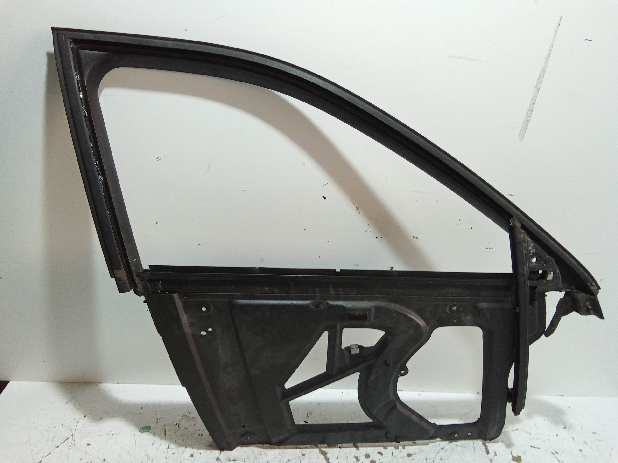 Porta Ant. Destro 8L3831052B Usato