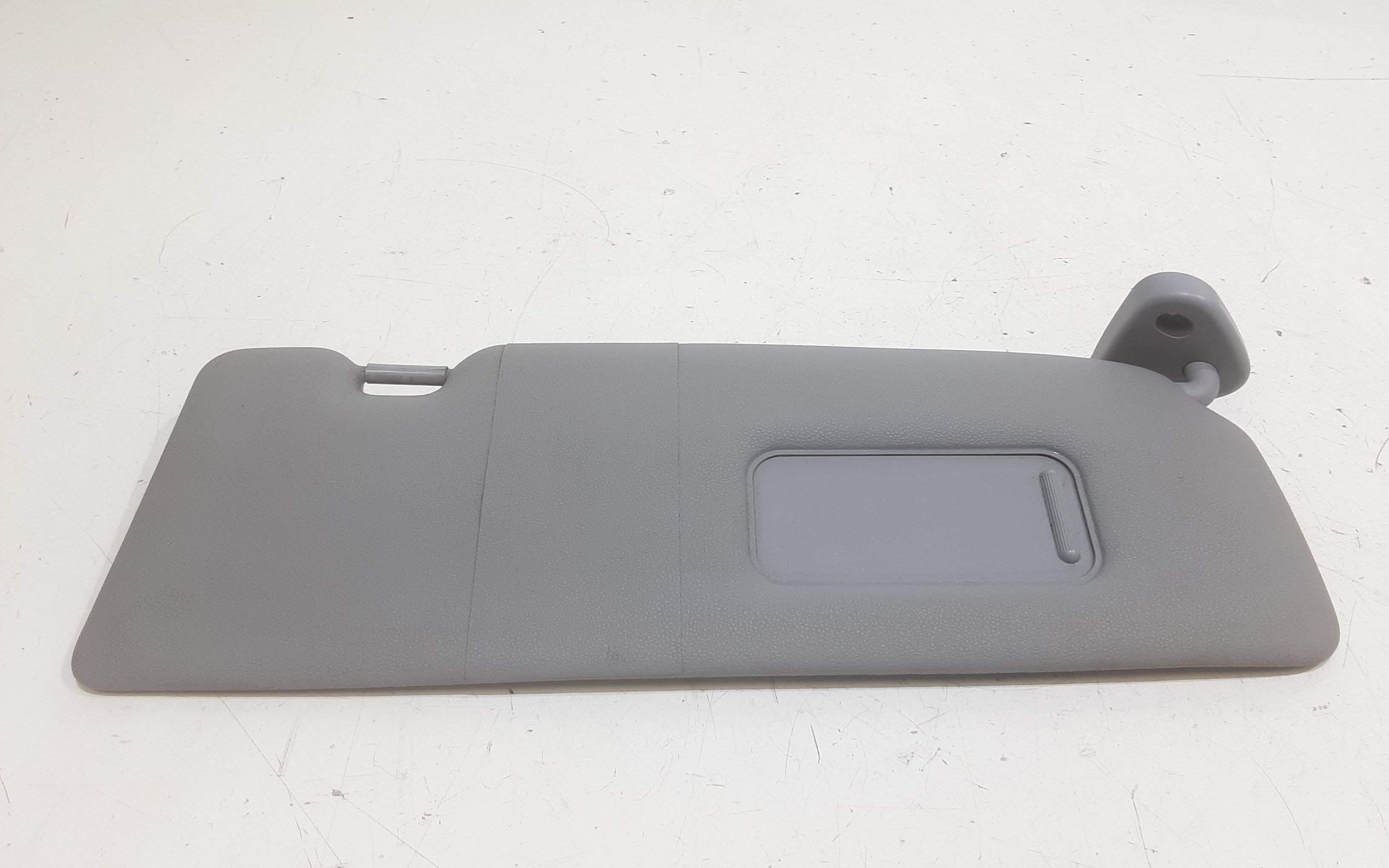 Aletta Parasole Parabrezza Destro 51167252508 Usato