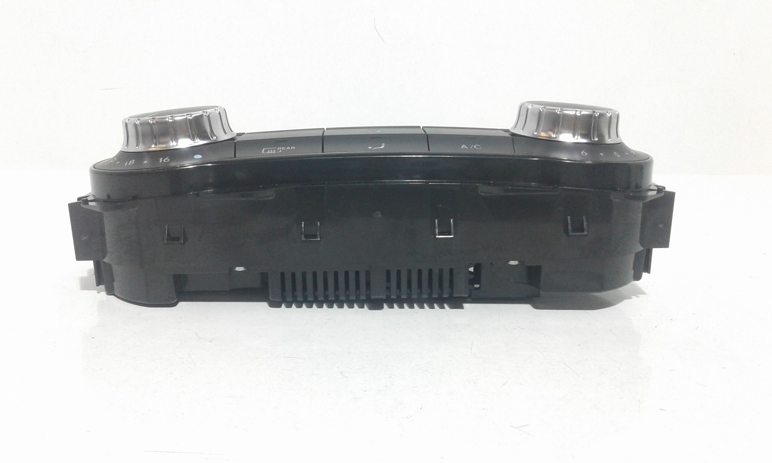 Blocco Comando Climatizzazione A2469003616 Usato