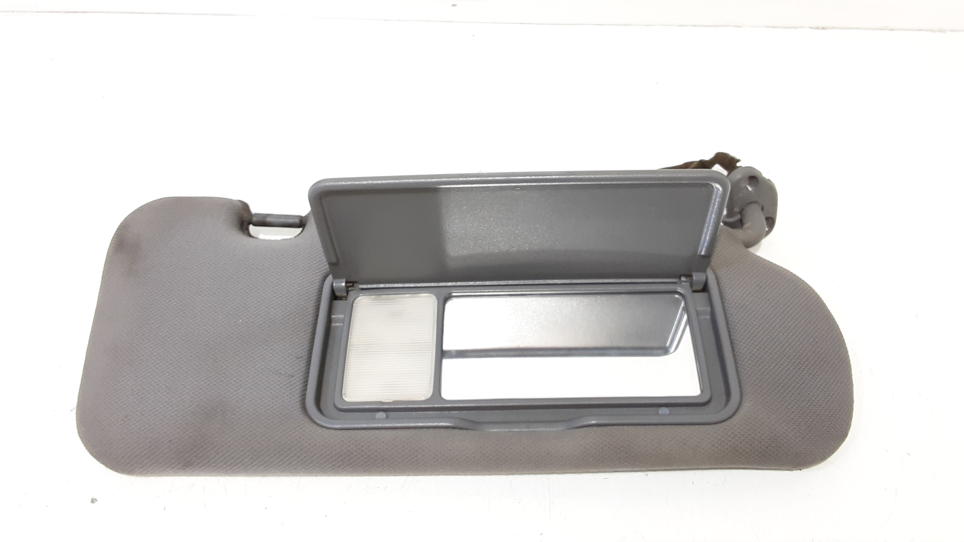 Aletta Parasole Parabrezza Destro 852043E01044 Usato